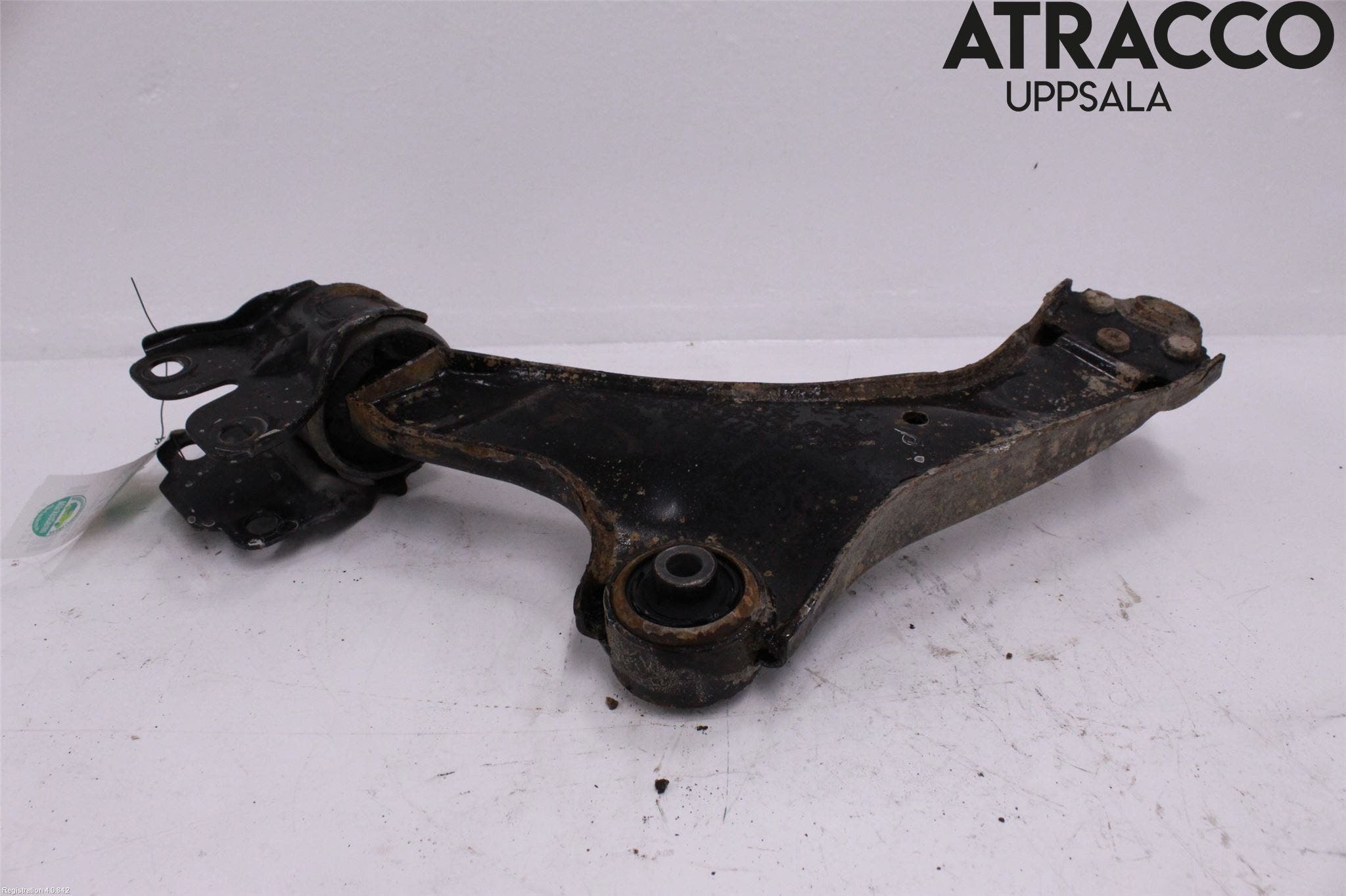 Volvo V70 08-13 Bärarm Fram Undre Hö