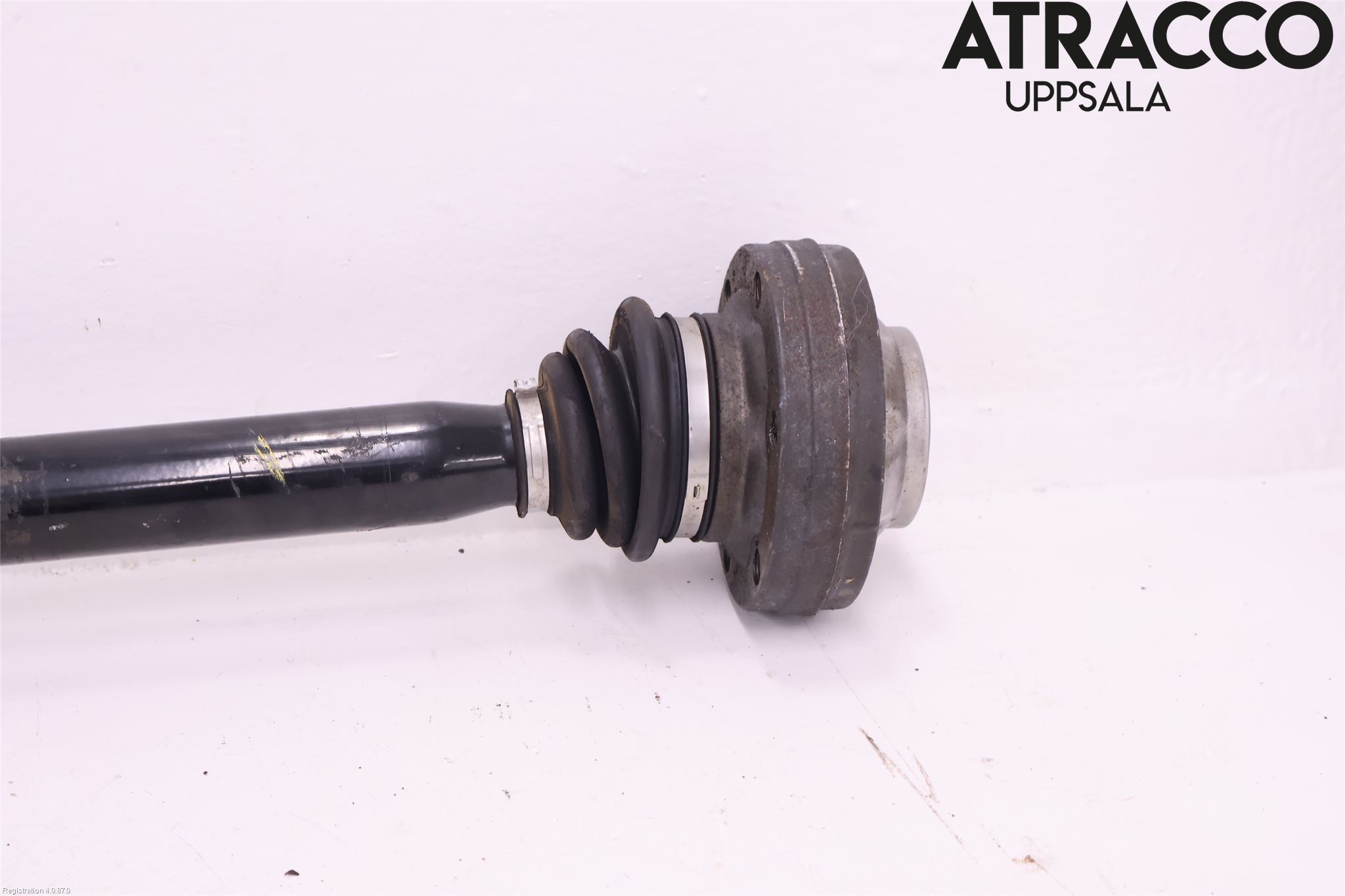 BMW 6 E63/64    02-10 Drivaxel Bak Vänster