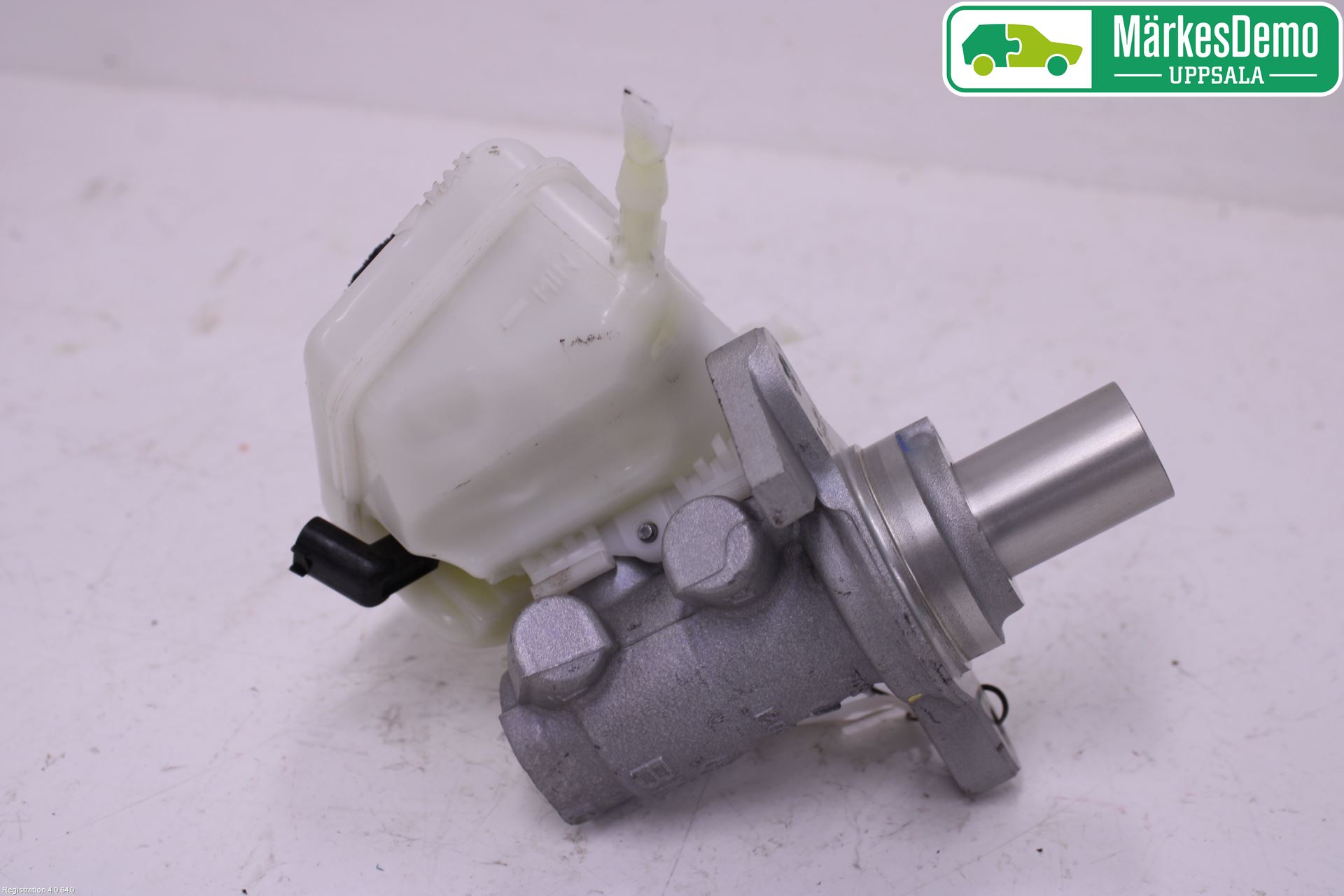 BMW 4 F32/F33/F82/F83 13-20 Broms Huvudcylinder