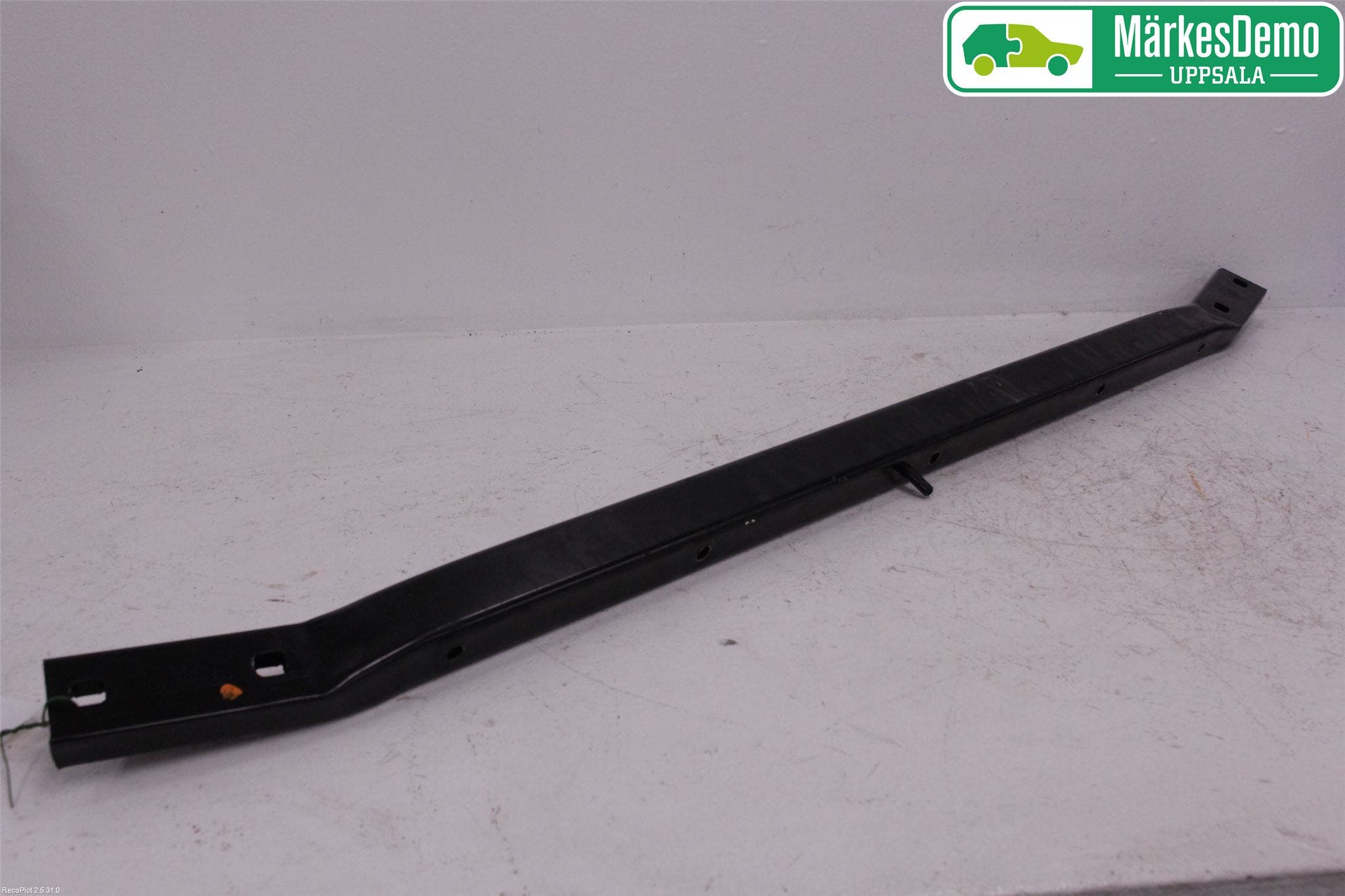 BMW 5 F10/F11/F18 09-17 Front Övrigt