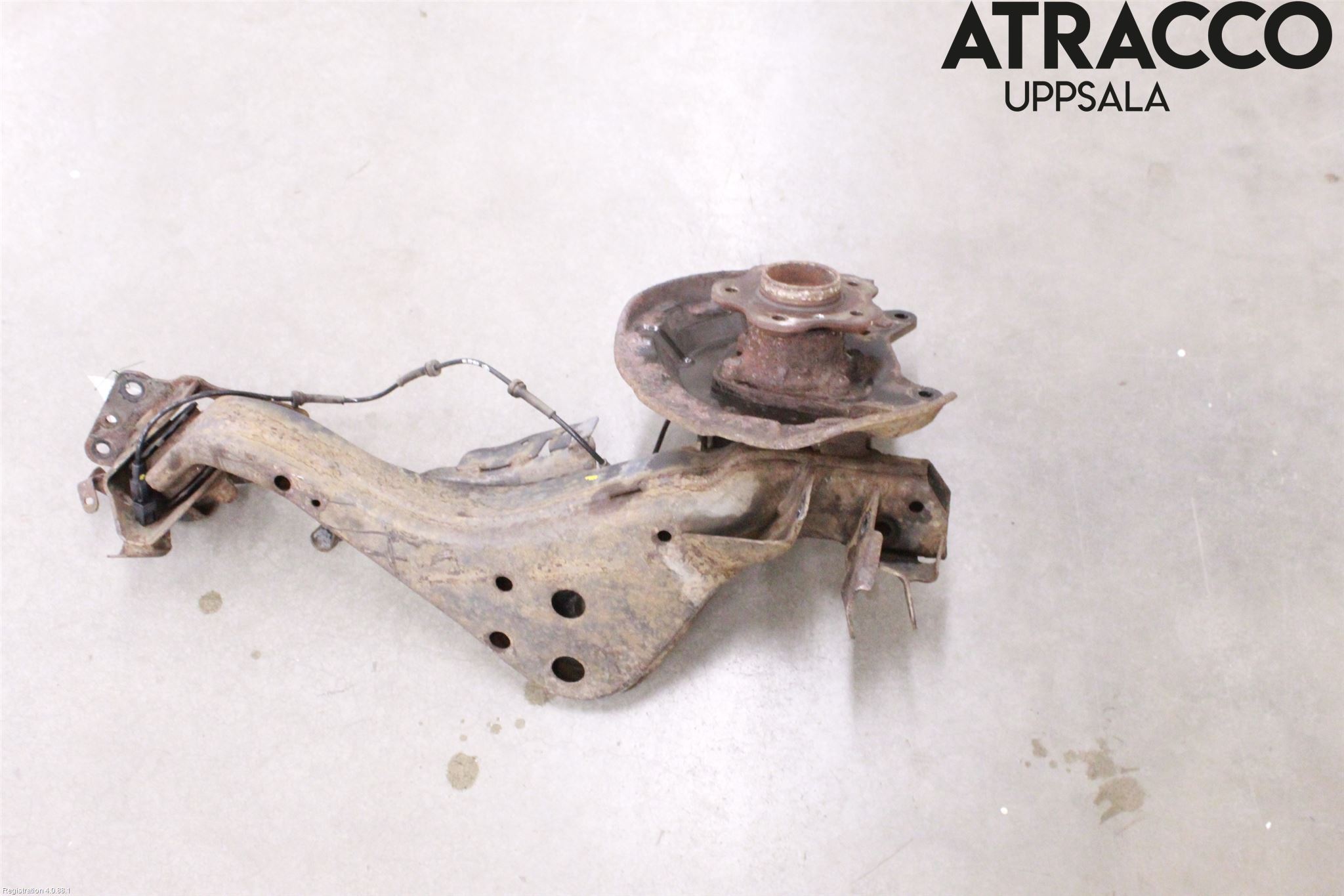 Renault KADJAR 15- Bärarm Bak Vänster