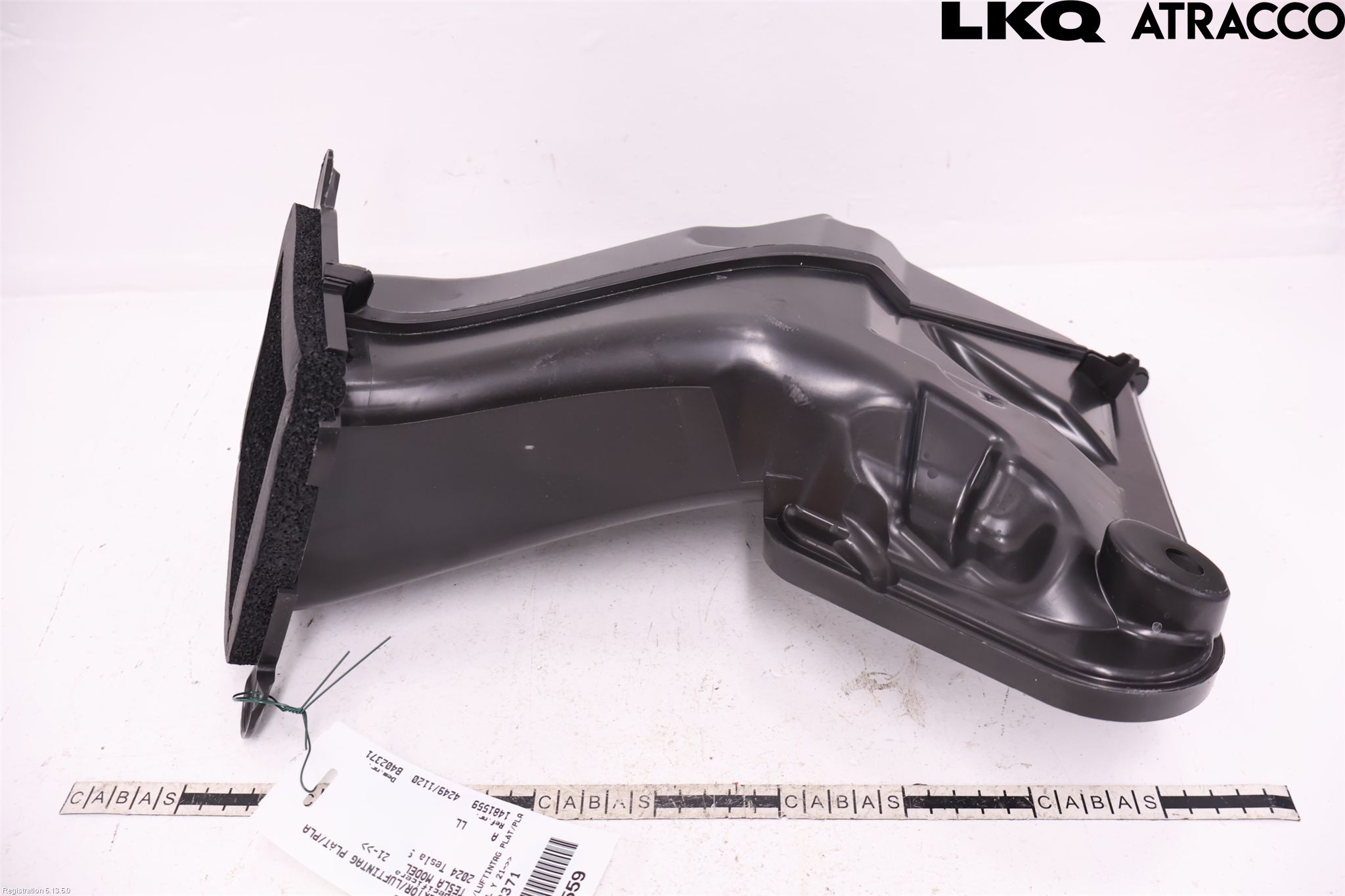Tesla MODEL Y 21- Deflektor Plåt-Plast Kylning