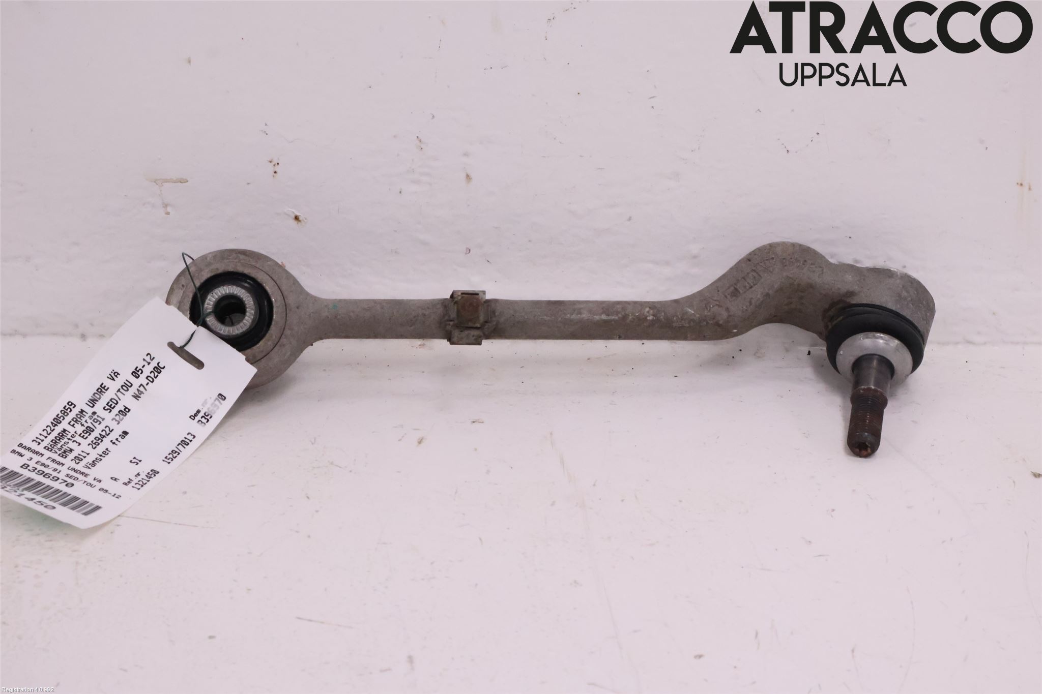 BMW 3 E90/91 SED/TOU 05-12 Bärarm Fram Undre Vä