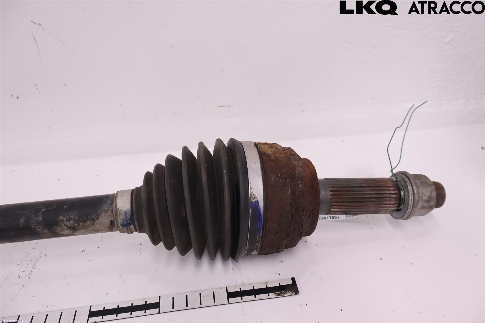 Tesla MODEL S 13- Drivaxel Fram Vänster