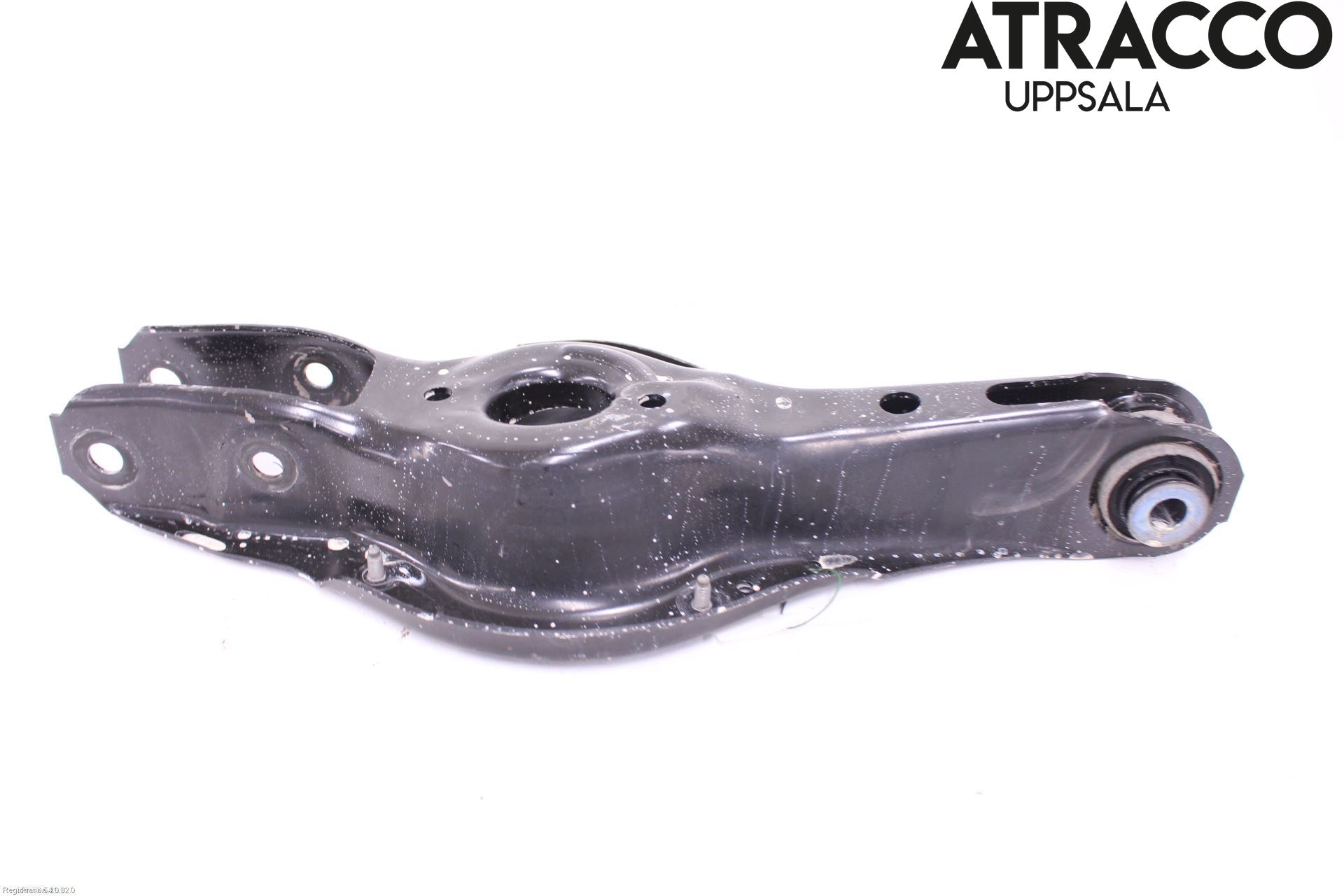 BMW 3 F30/F31/F80 12-19 Bärarm Bak Höger