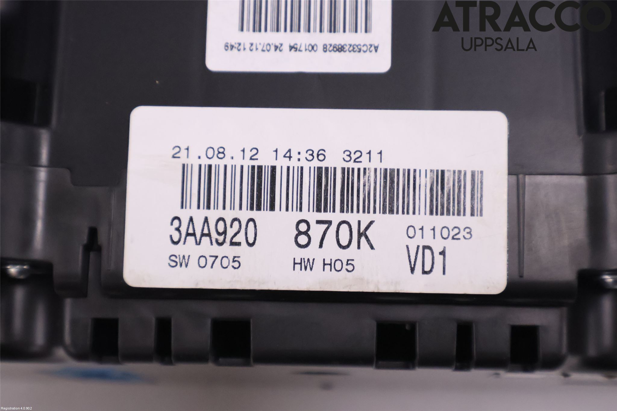 Volkswagen VW PASSAT 11-14 Instrument Komb