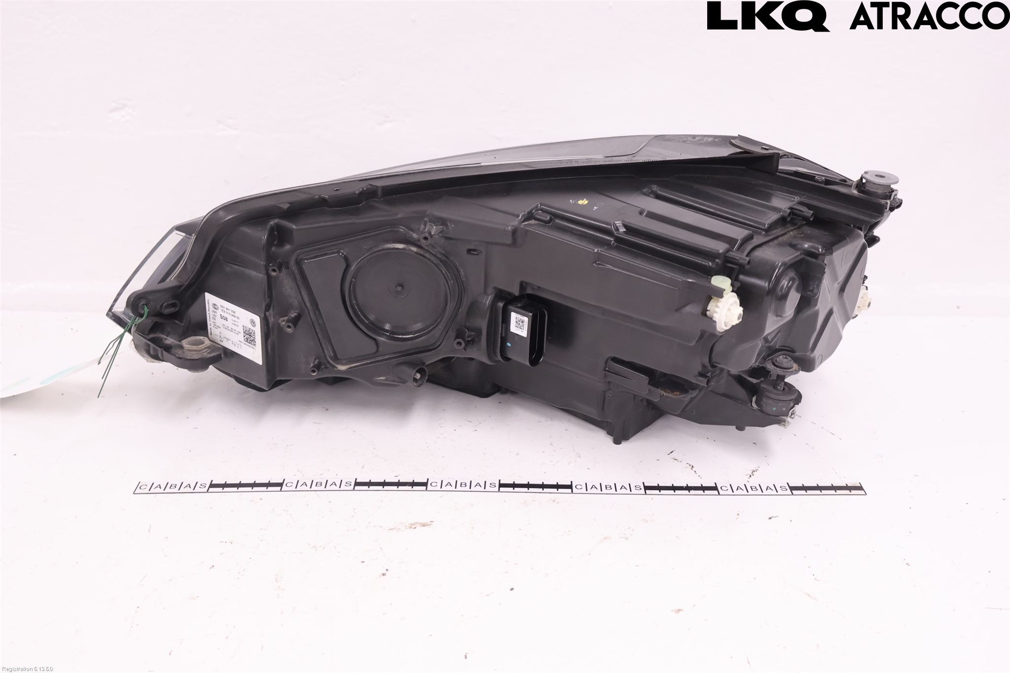 Volkswagen VW GOLF / E-GOLF VII 13-20 Strålkastare Höger