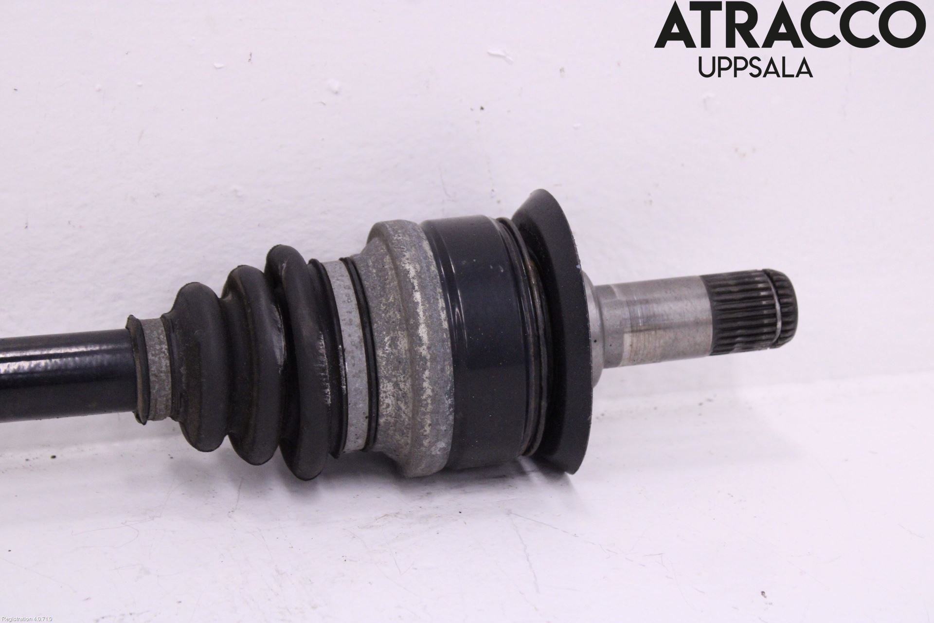 BMW 1 F20/F21 11-19 Drivaxel Bak Höger