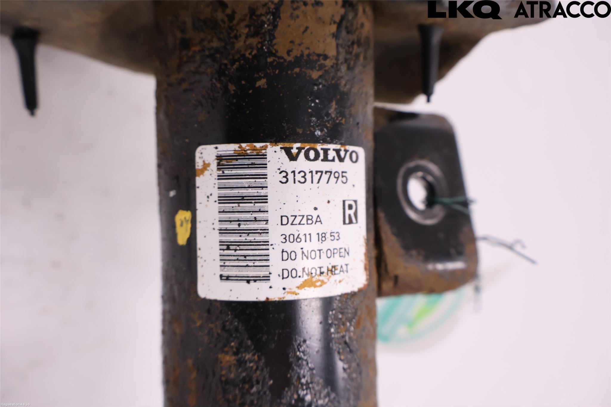 Volvo V70 08-13 Fjäderben Fram Höger