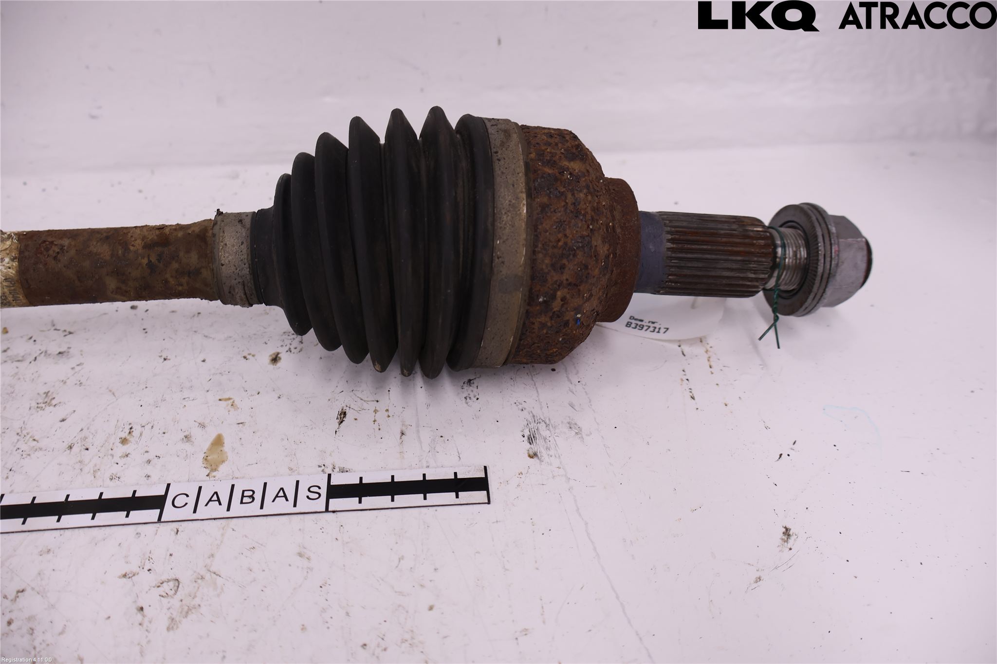 Tesla MODEL 3 17- Drivaxel Fram Höger