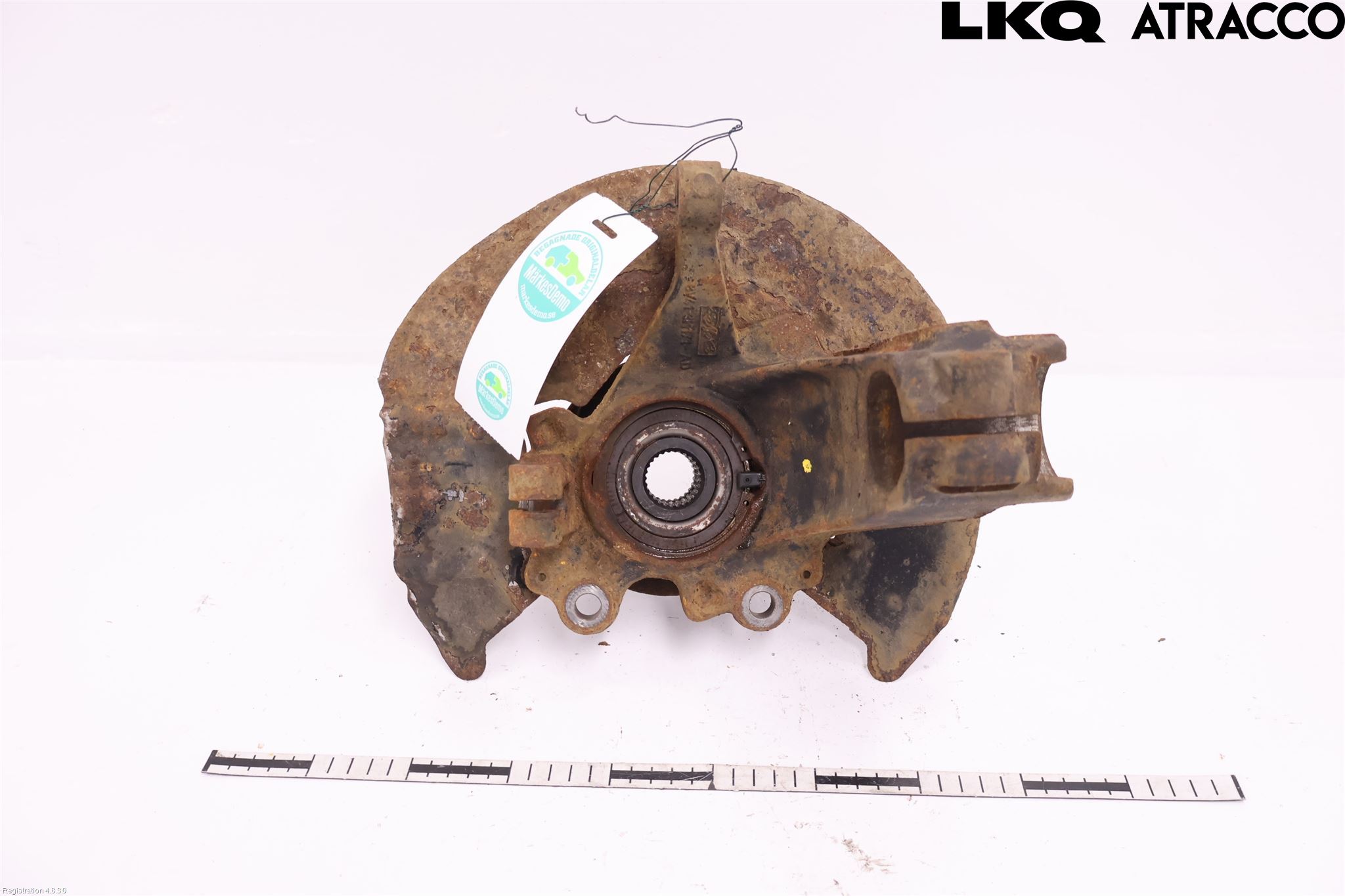Ford KUGA 08-12 Styrspindel Lagerhus Vä