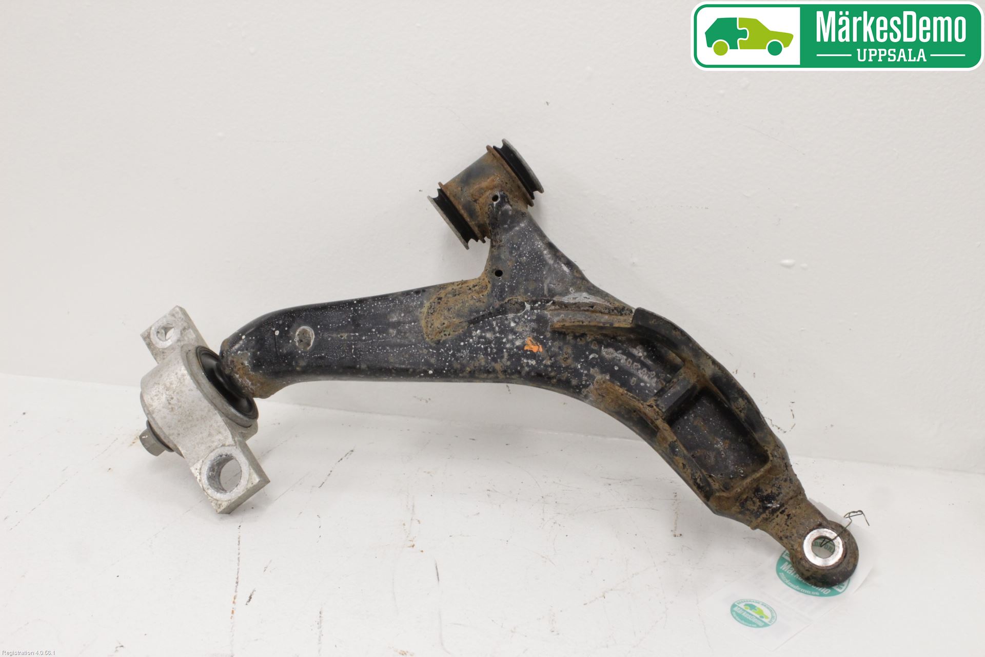 Lexus IS 250/350 14-20 Bärarm Fram Undre Vä