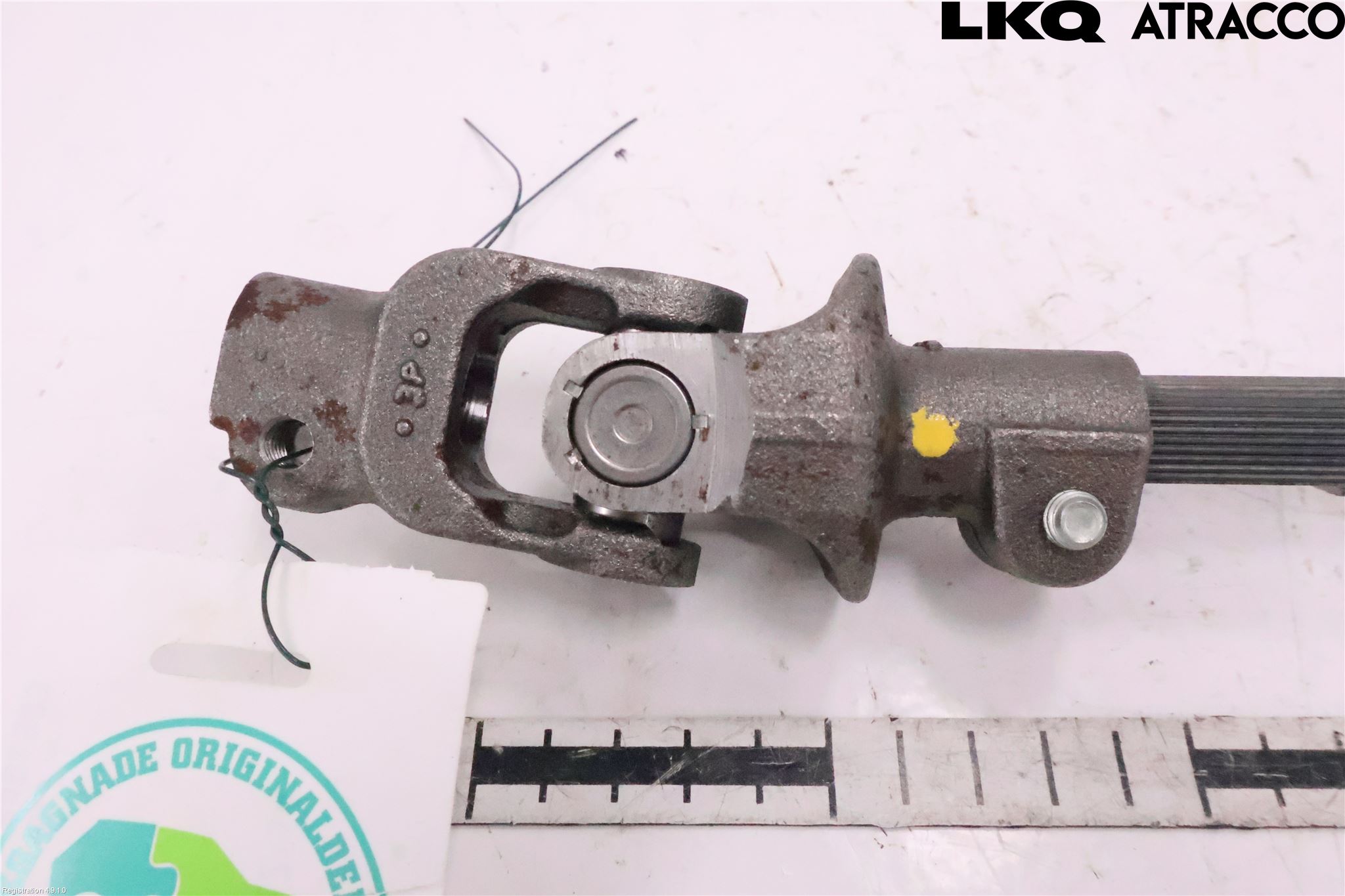 Toyota YARIS XP130 12-14 Rattaxelknut