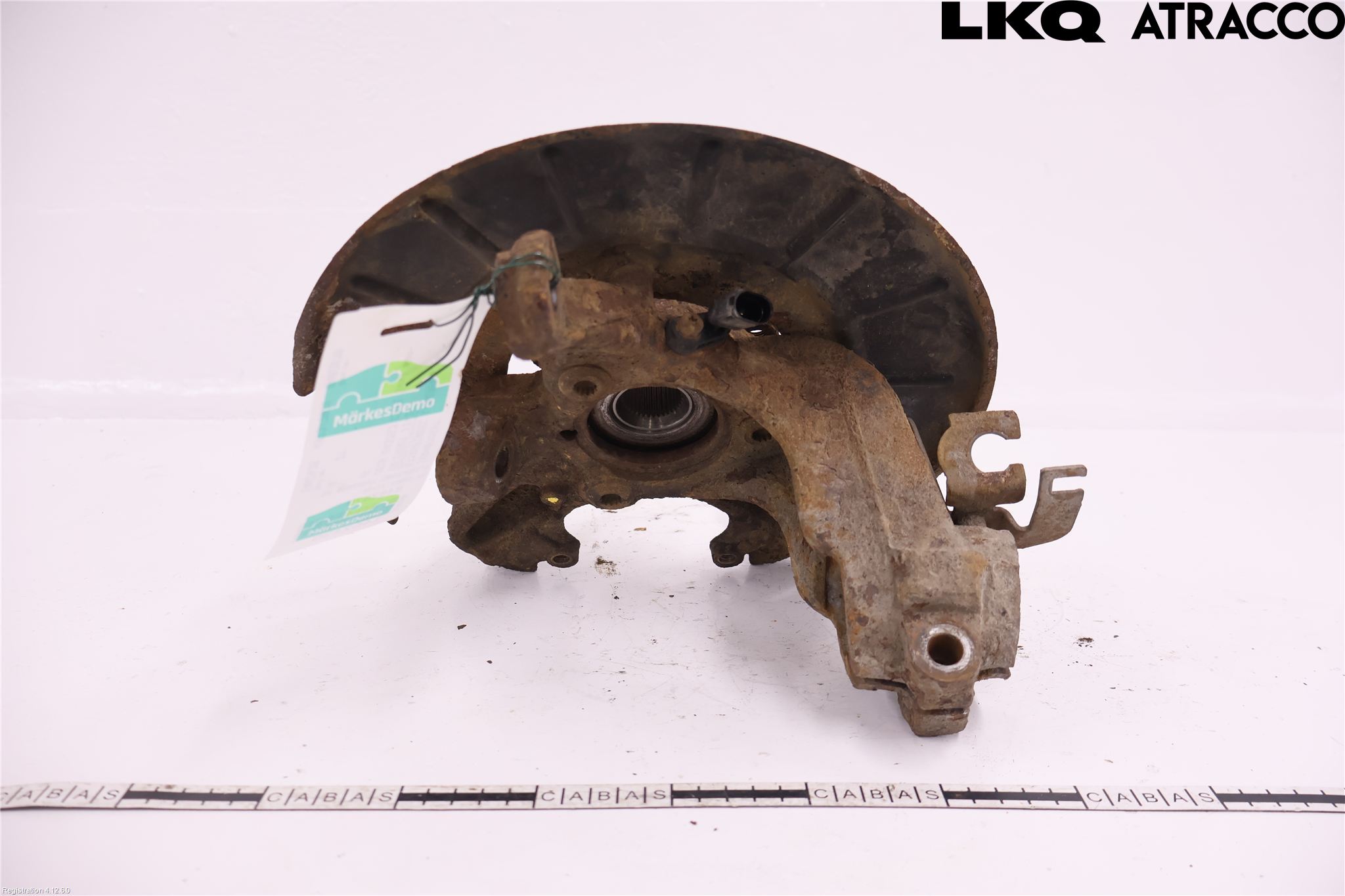 Volkswagen VW CADDY 11-15 Styrspindel Lagerhus Vä