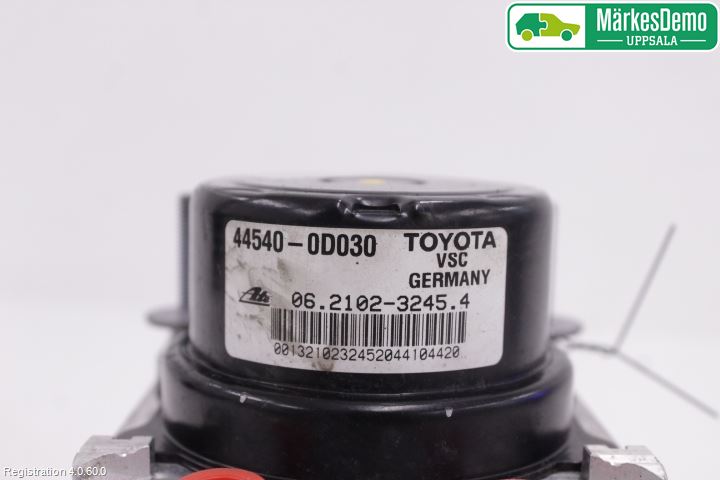 Toyota YARIS XP130 15-20 Abs Hydraulaggregat