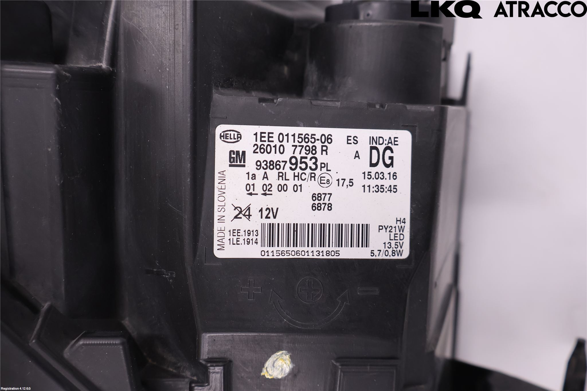 Opel VIVARO 15-19 Strålkastare Höger