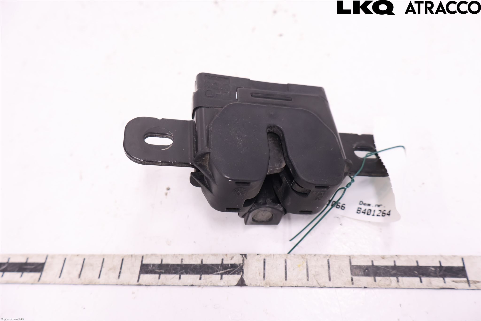 Volvo V40 12-19 Huvlås