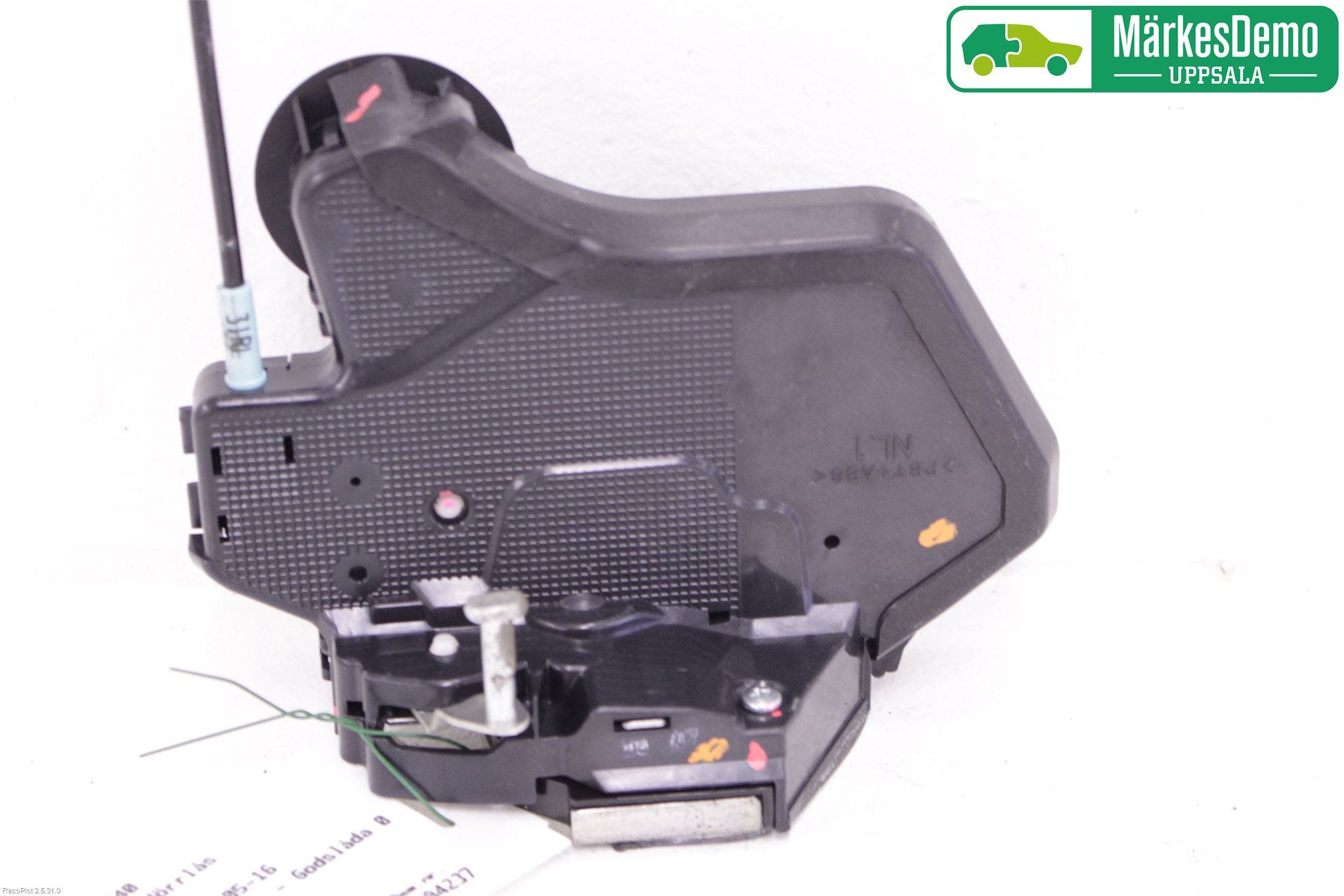 Toyota HILUX 05-16 Låskista-Dörrlås