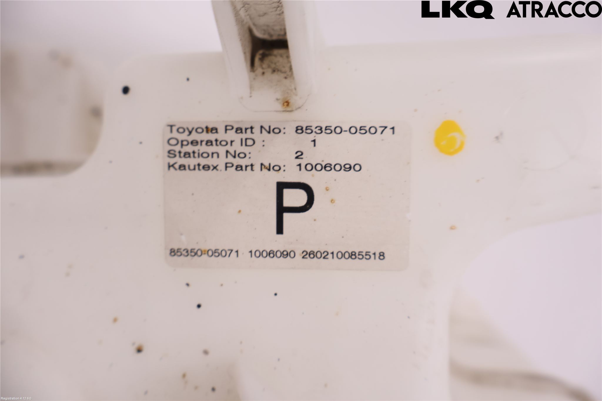 Toyota AVENSIS 09-15 Spolartank Vindruta-Strål