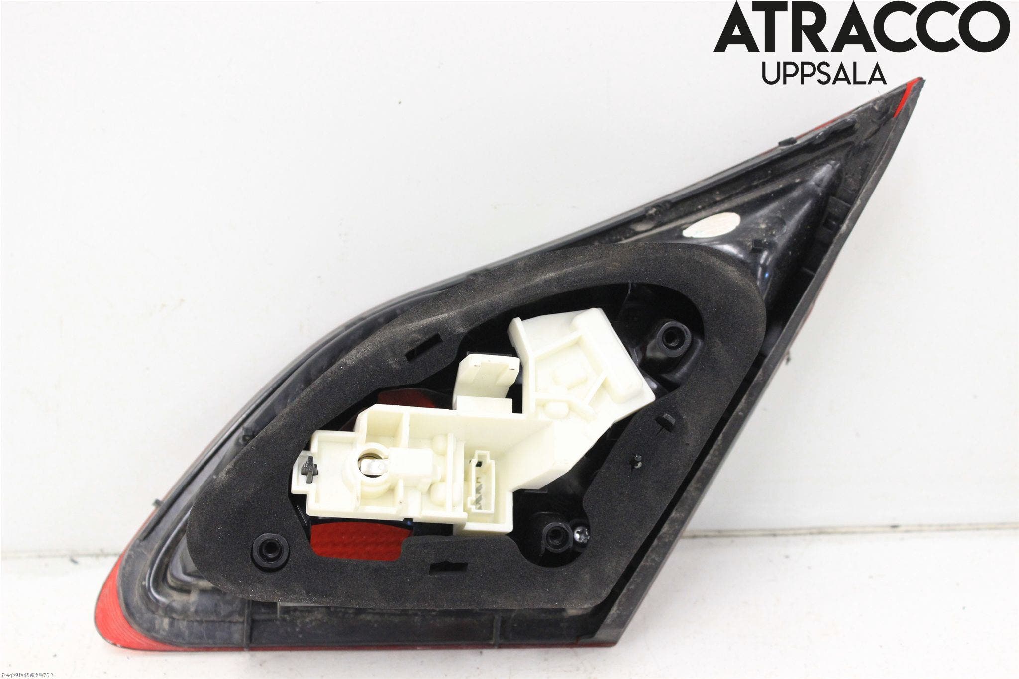 Opel ASTRA J 10-15 Bakljus Lucka Vä