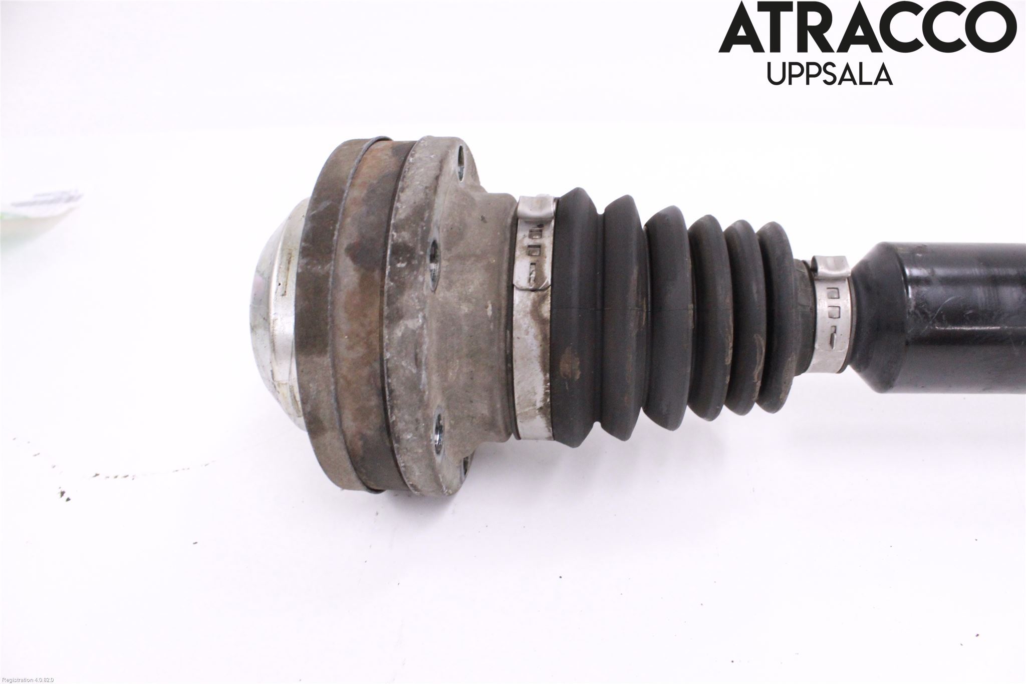 Volkswagen VW PASSAT 05-11 Drivaxel Fram Höger
