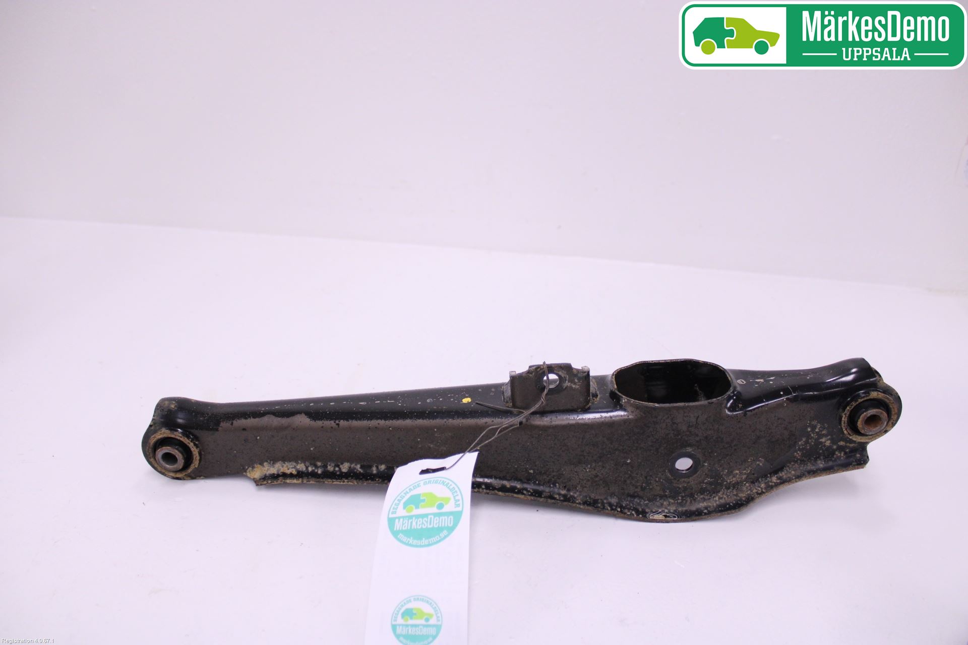 Mitsubishi OUTLANDER 13-21 Bärarm Bak Vänster