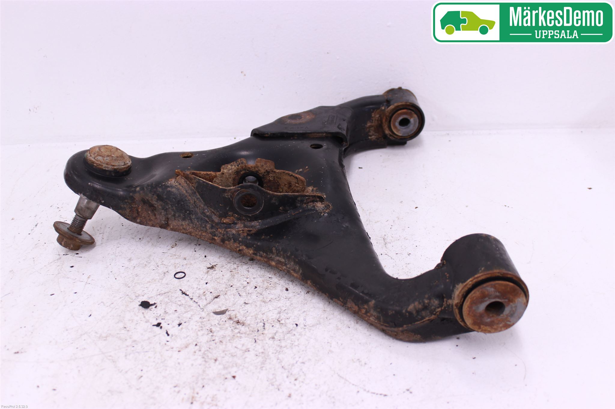 Ford RANGER EU 12-23 Bärarm Fram Undre Hö