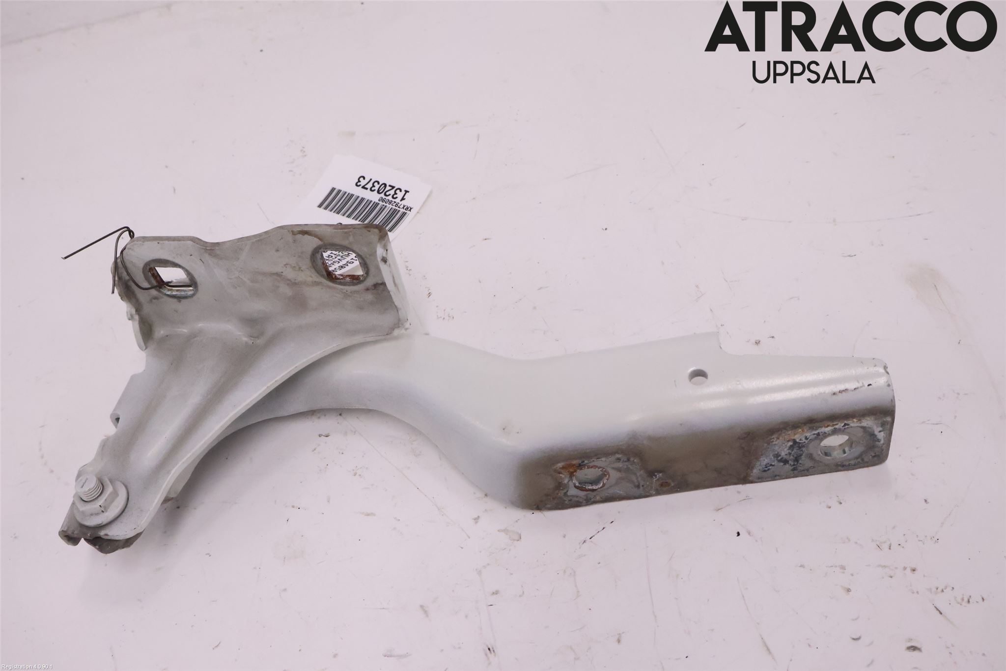 Fiat 500X 15- Huvgångjärn