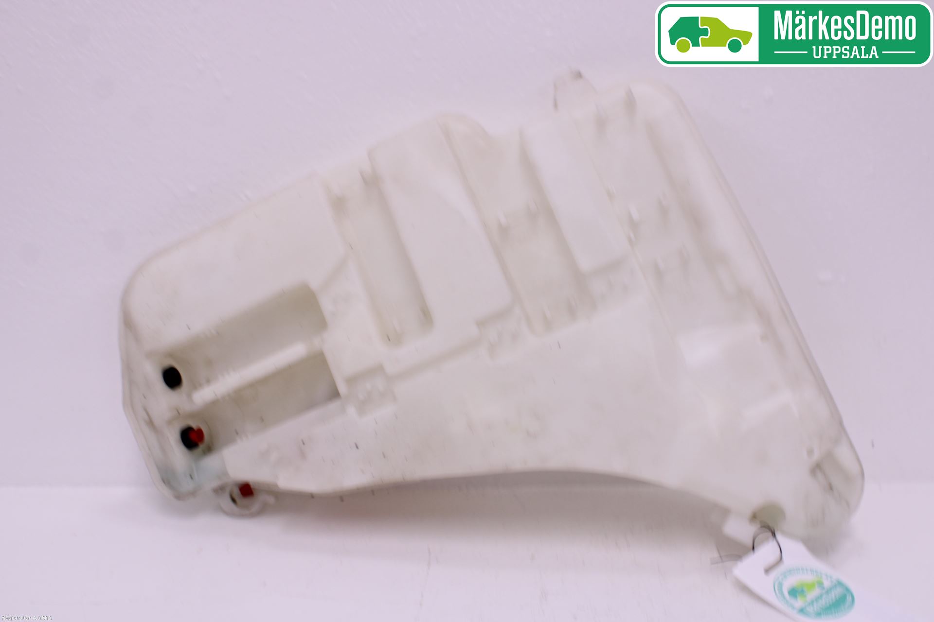 BMW 5 F10/F11/F18 09-17 Spolartank Vindruta-Strål