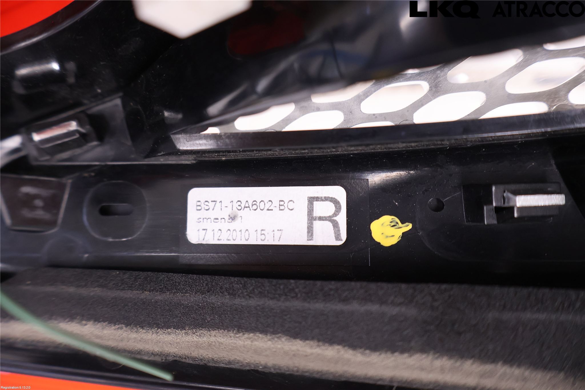 Ford MONDEO 07-15 Bakljus Lucka Hö