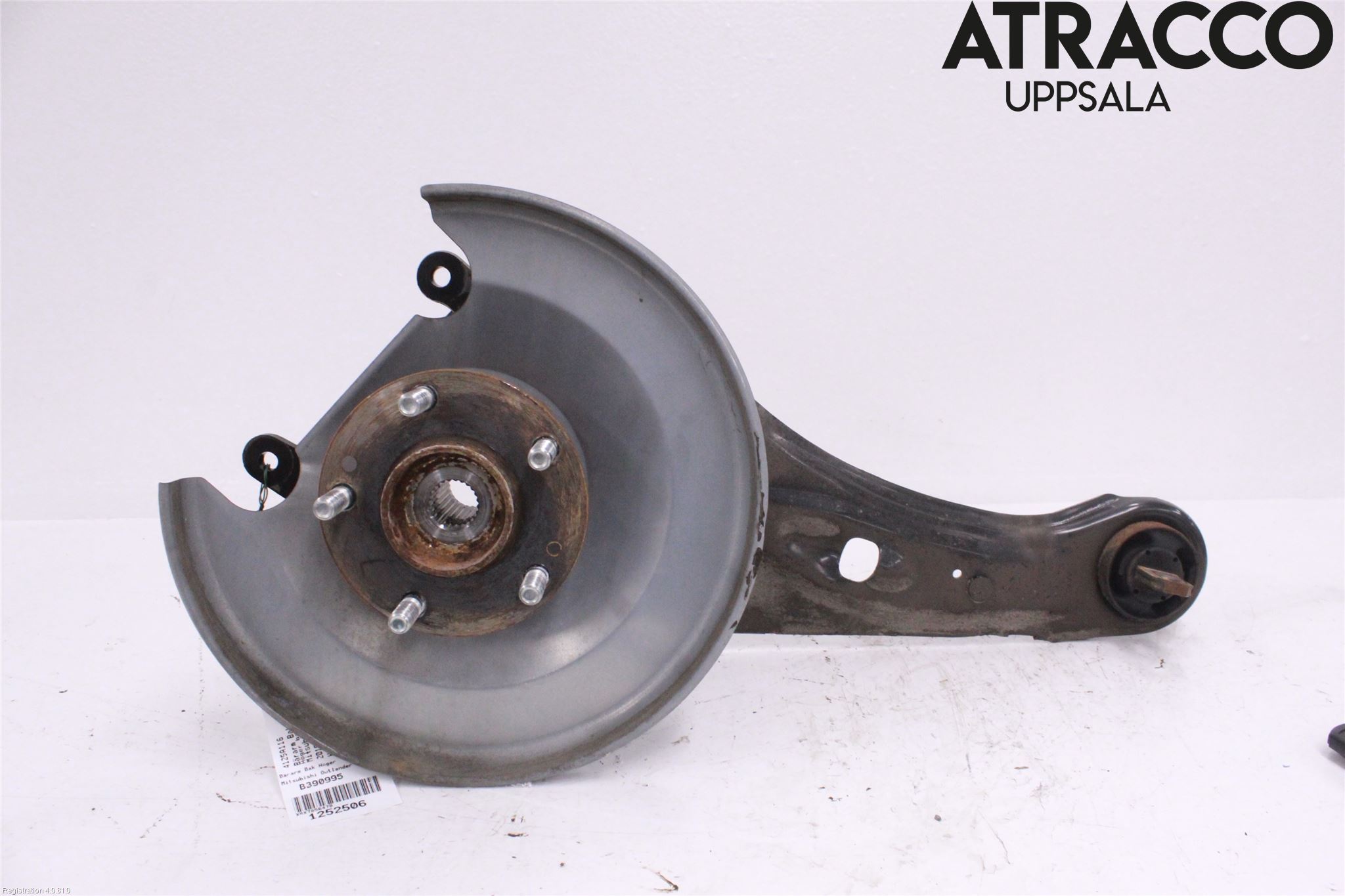 Mitsubishi OUTLANDER 13-21 Bärarm Bak Höger