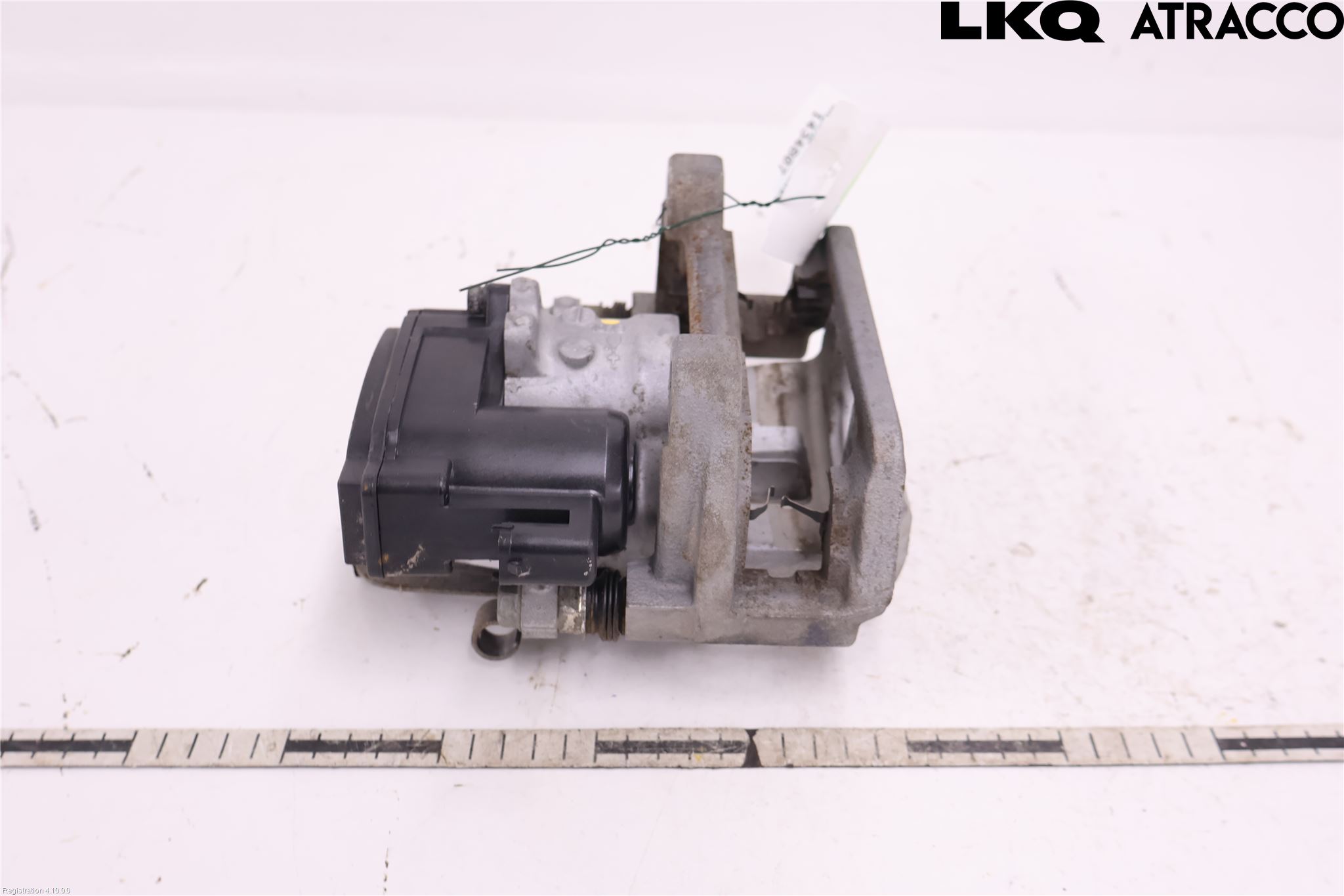 Tesla MODEL 3 17- Bromsok Bak Höger