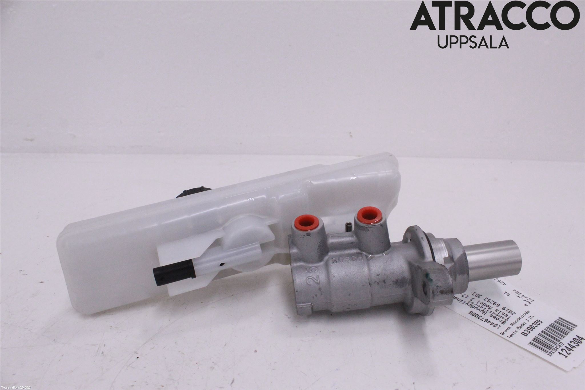 Tesla MODEL 3 17- Broms Huvudcylinder