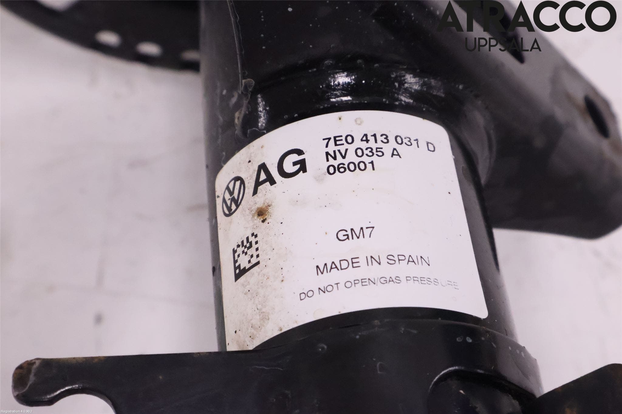 Volkswagen VW TRANSP/CARAVELLE (T5) 04-15 Fjäderben Fram Vänster