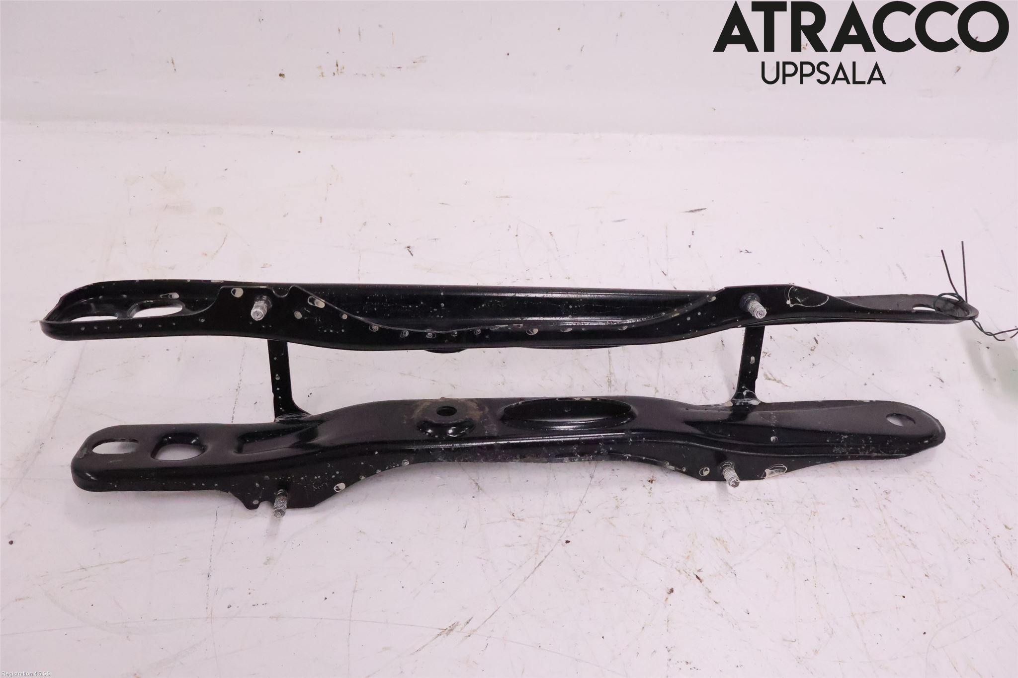 BMW 5 G30/G31/F90 17-23 Bärarm Bak Vänster