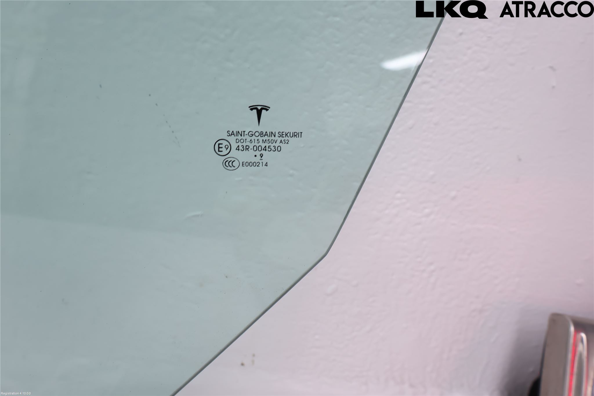 Tesla MODEL 3 17- Dörruta Fram Vänster