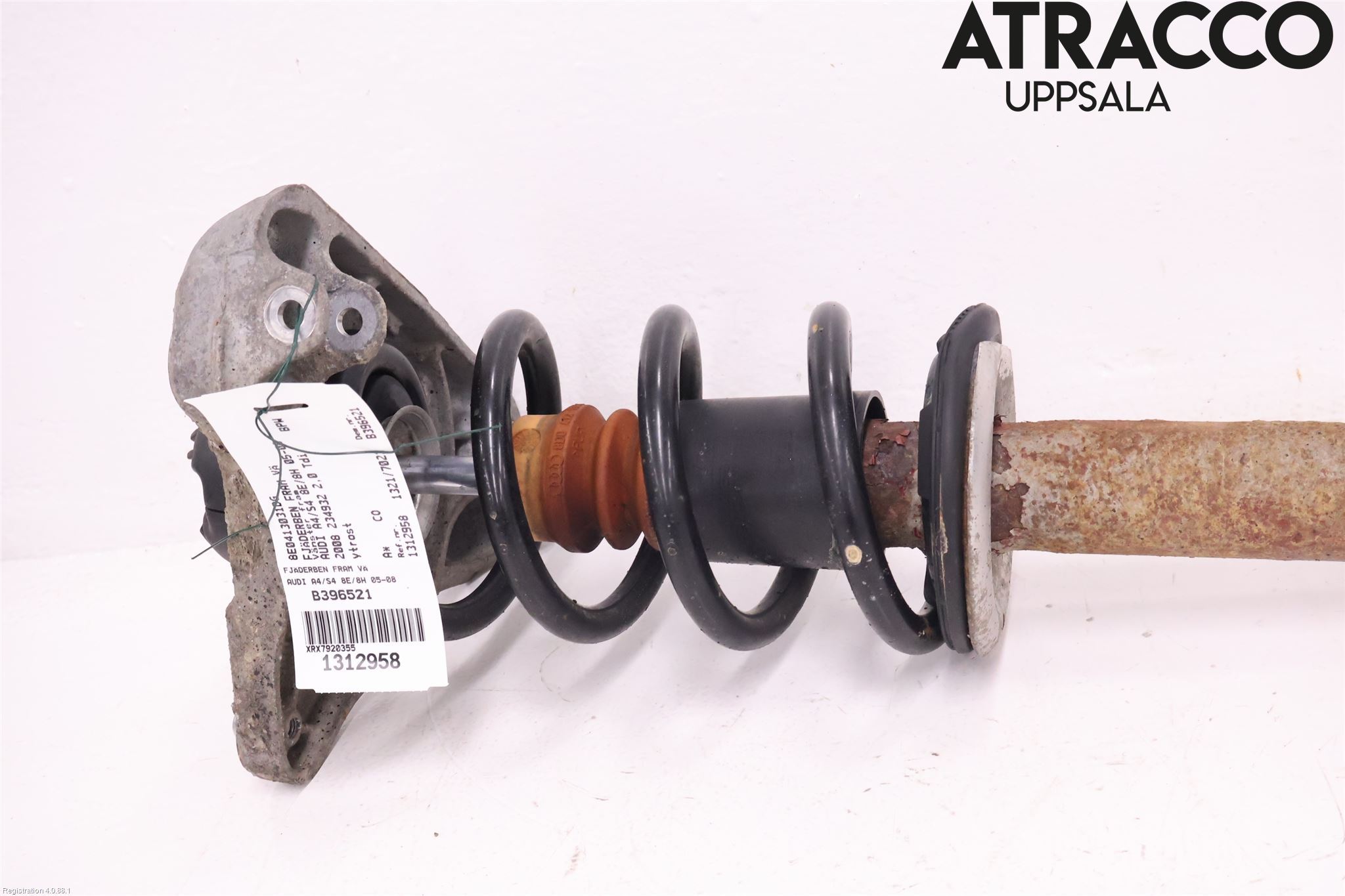 Audi A4/S4 05-07 Fjäderben Fram Vänster