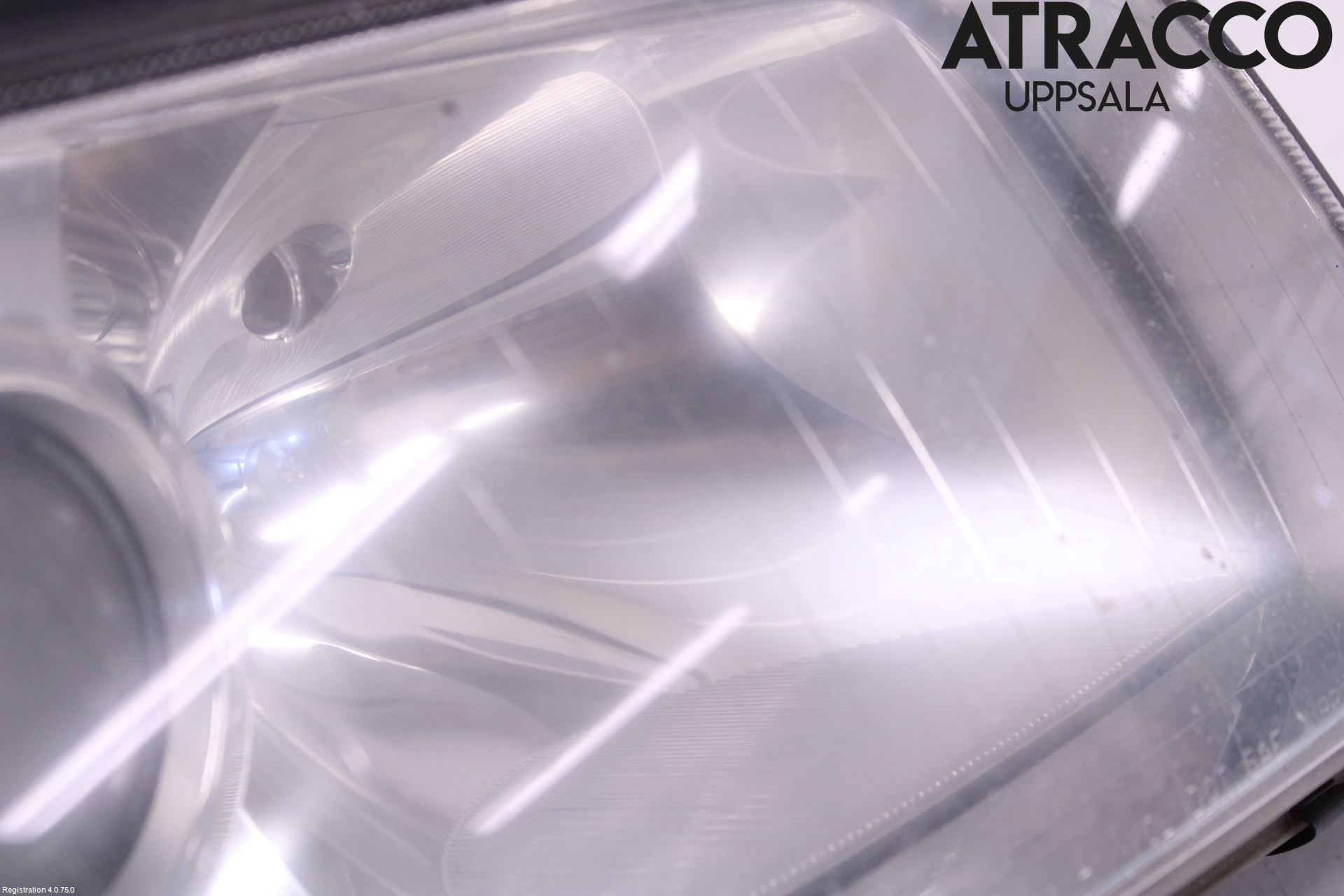 Audi A8/S8 4D 94-02 Strålkastare Höger