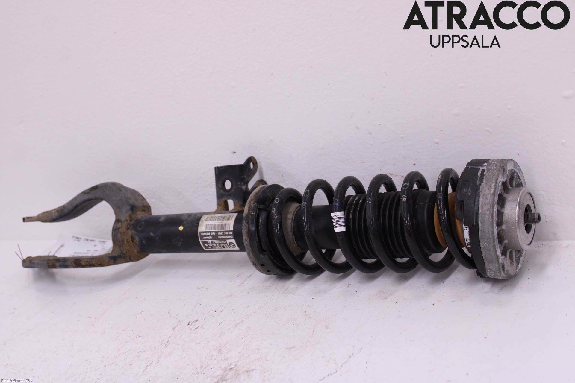 BMW 5 F10/F11/F18 09-17 Fjäderben Fram Höger