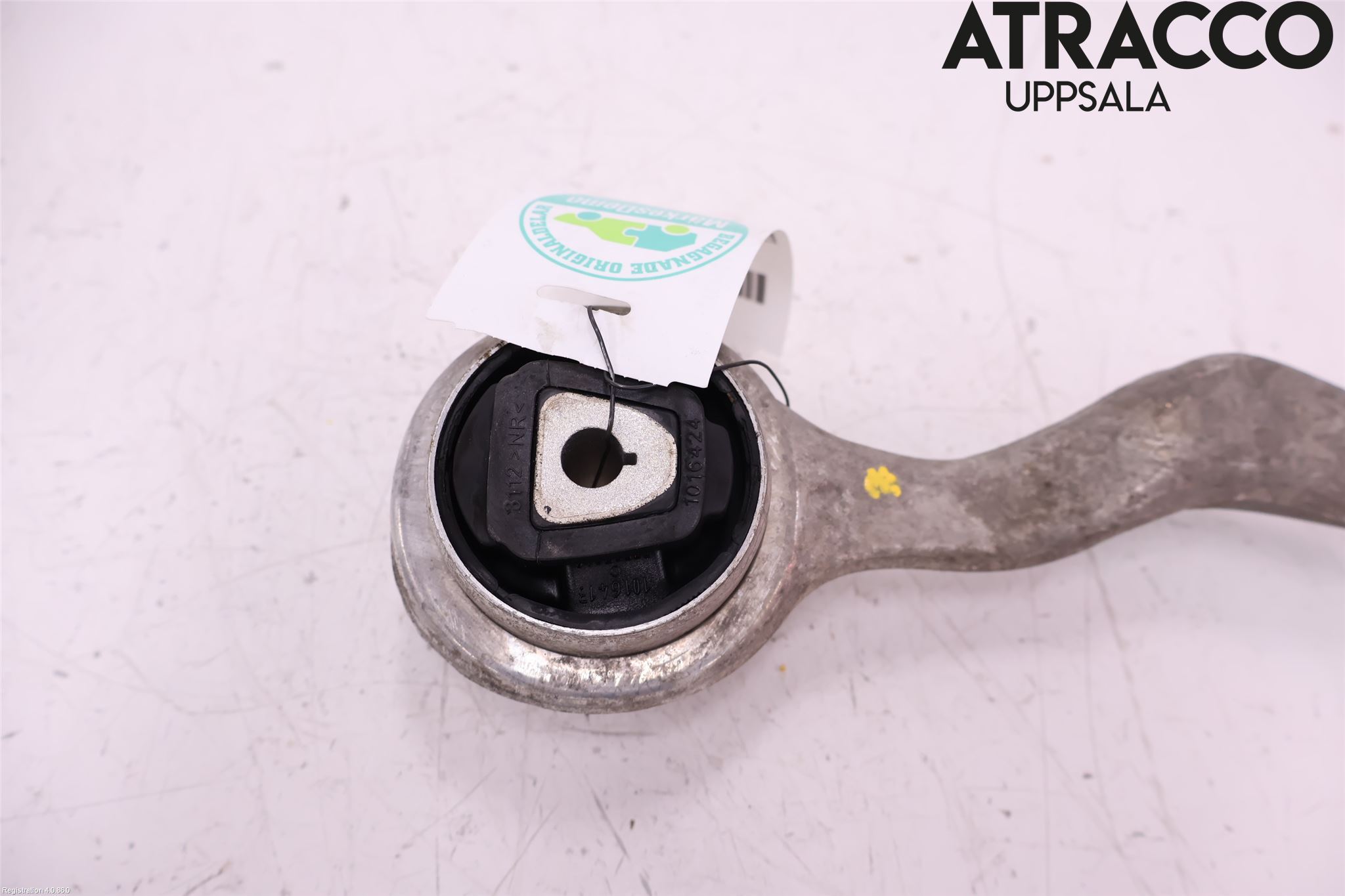 BMW 1 E87/81 5D/3D 03-11 Bärarm Fram Undre Vä