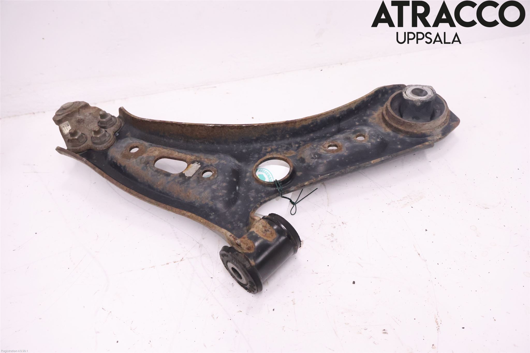 Fiat 500X 15- Bärarm Fram Undre Vä