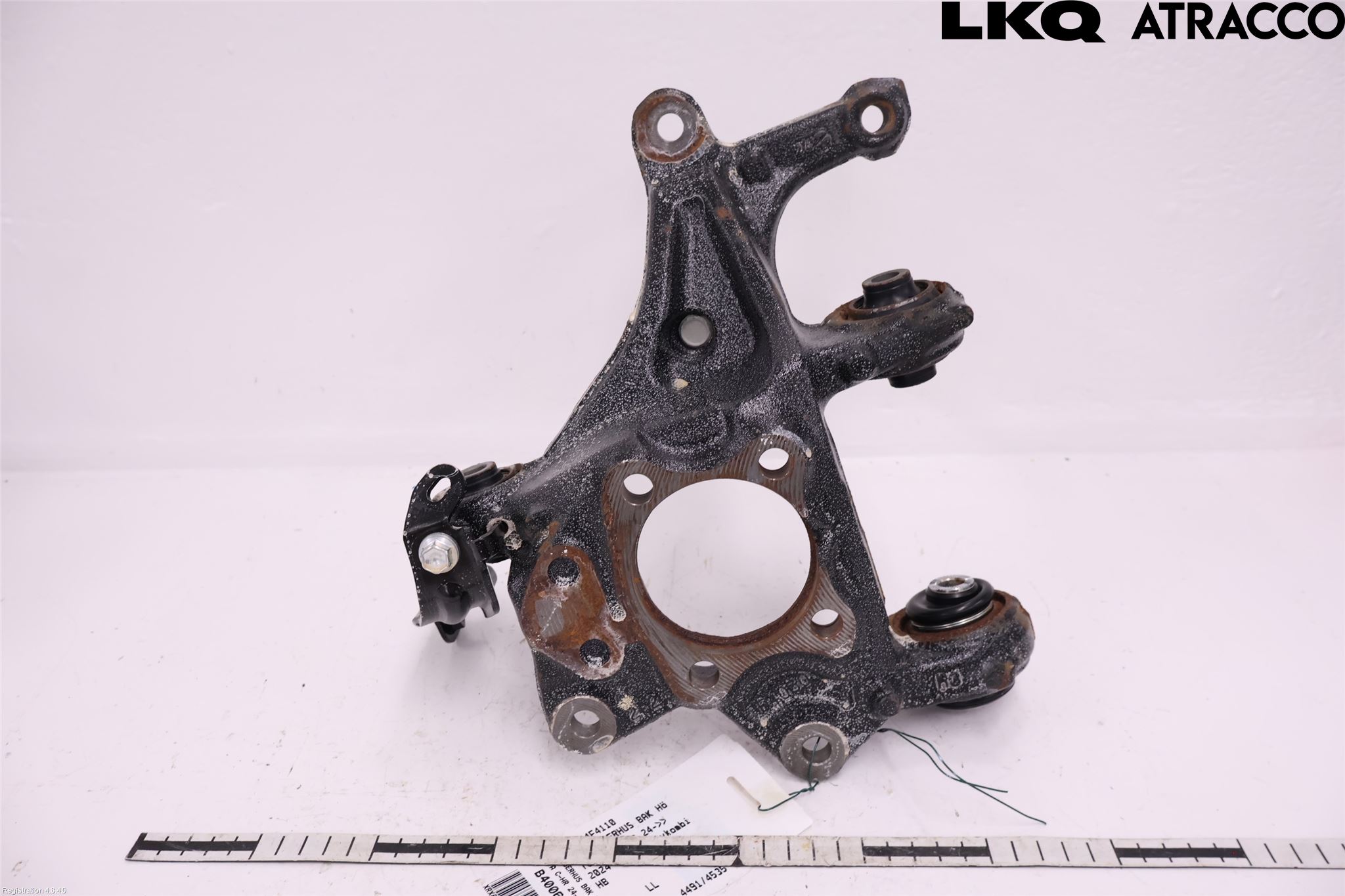 Toyota C-HR 24- Hjullagerhus Bak Hö