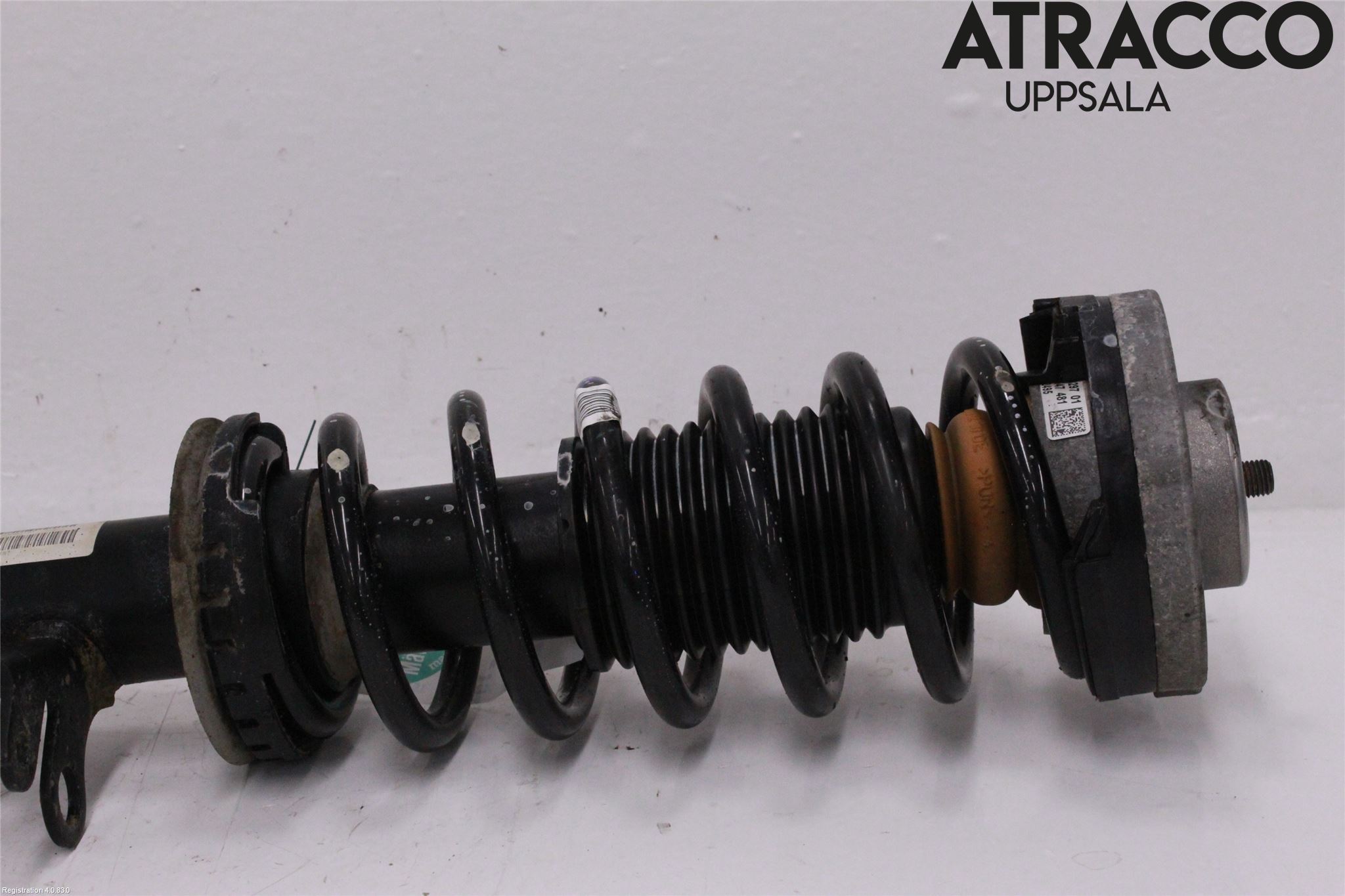 BMW 5 F10/F11/F18 09-17 Fjäderben Fram Vänster