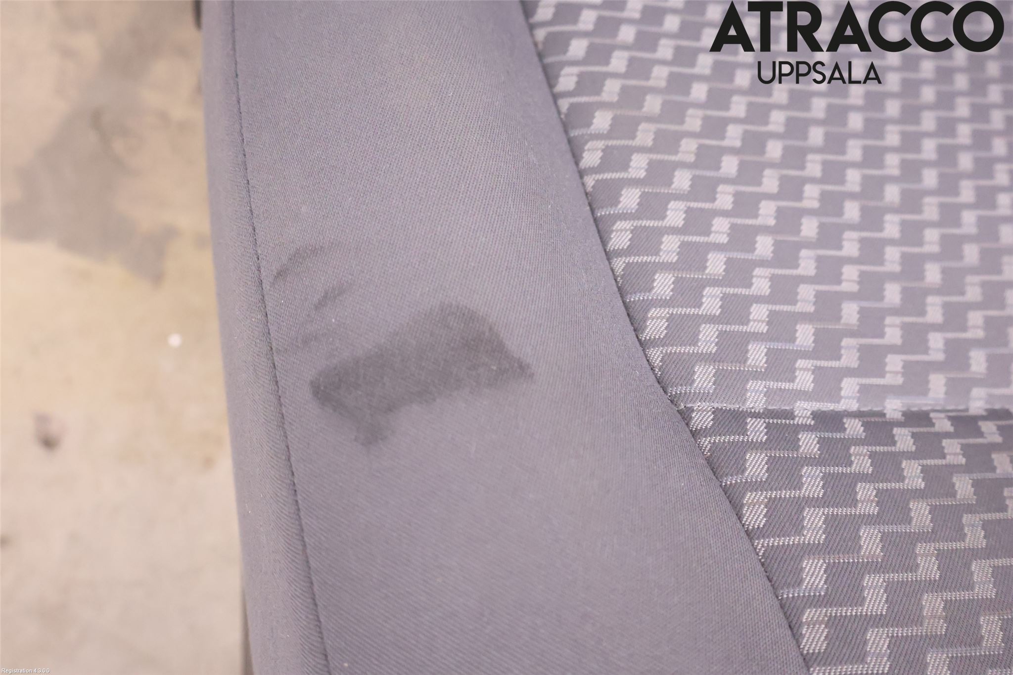 Volkswagen VW TRANSP/CARAVELLE (T5) 04-15 Inredning Baksäte