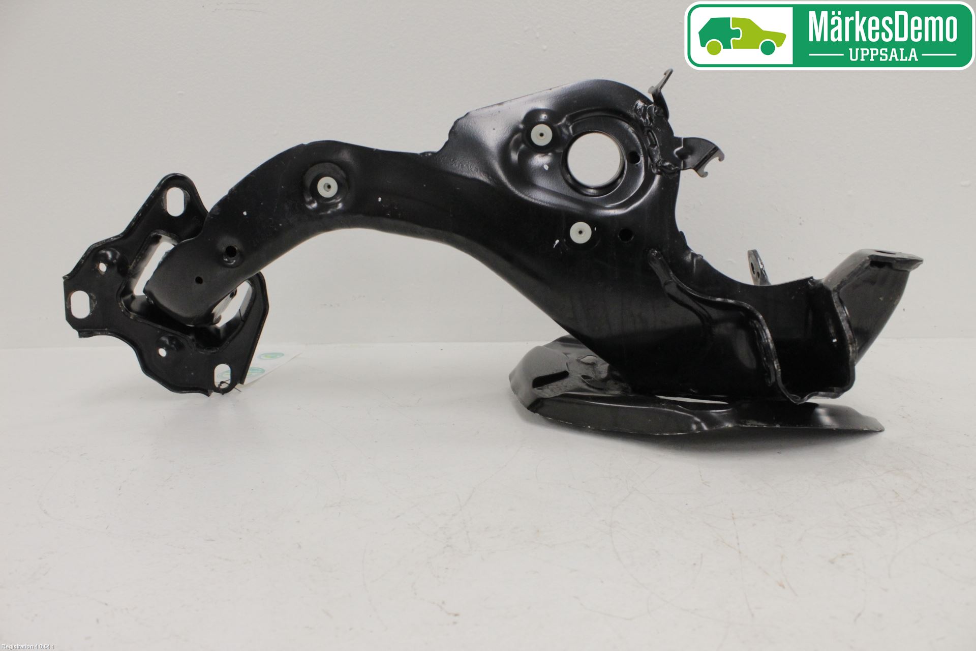 BMW 2 F45 Active Tourer 14-21 Bärarm Bak Höger