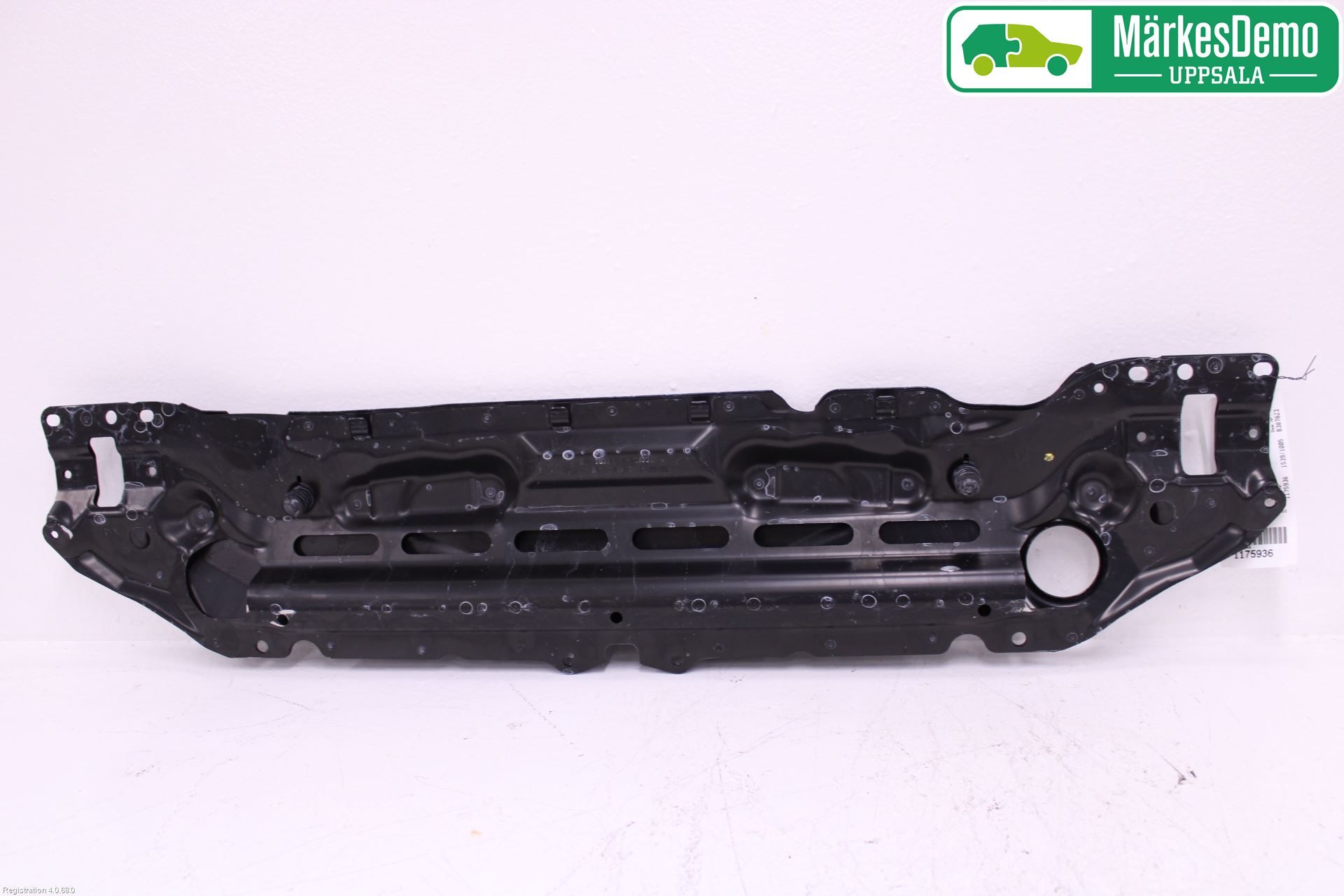 BMW 5 E60/61 Sed/Tou 02-10 Frontplåt