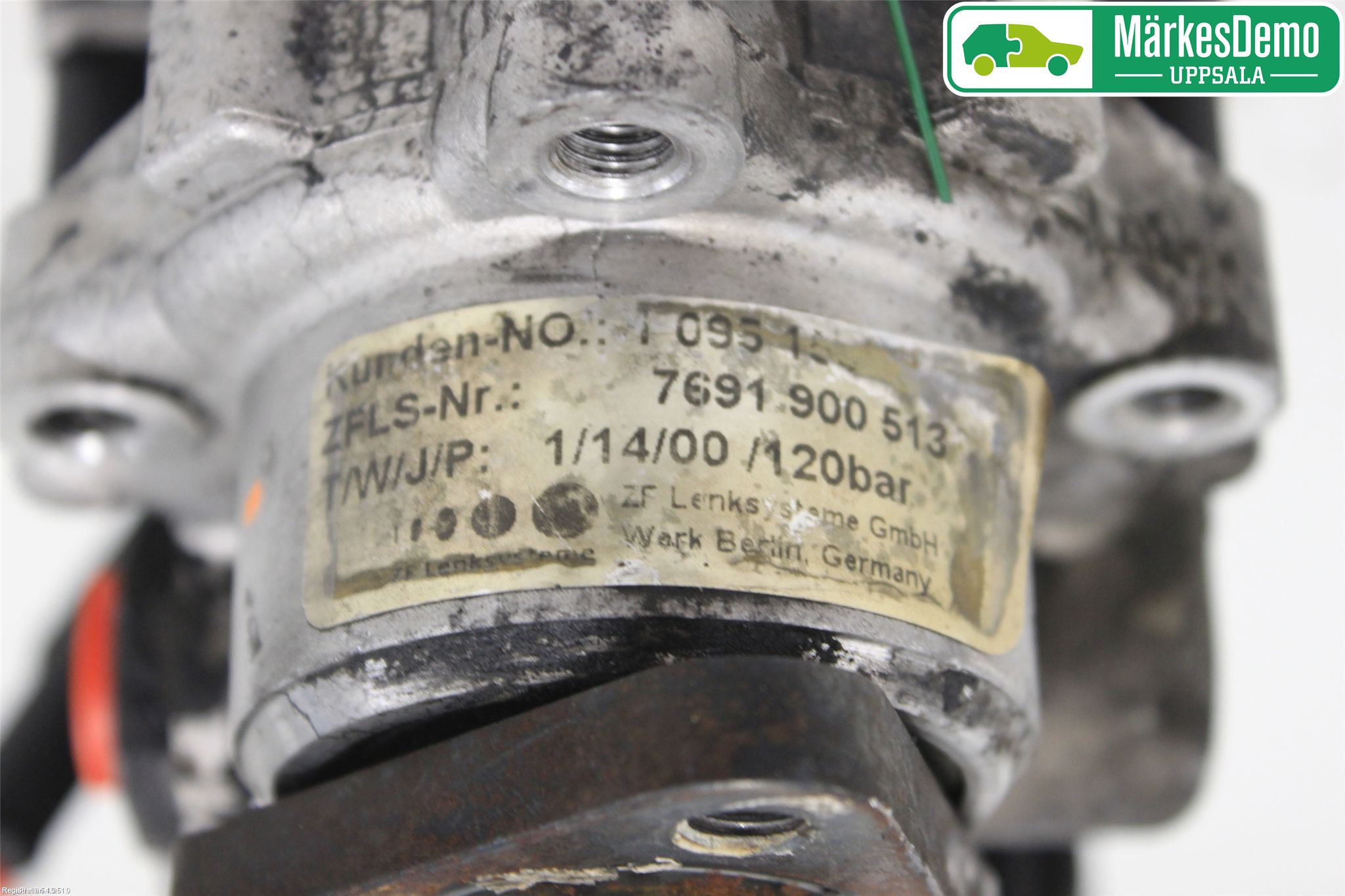 BMW 3 E46      98-05 Styrservopump