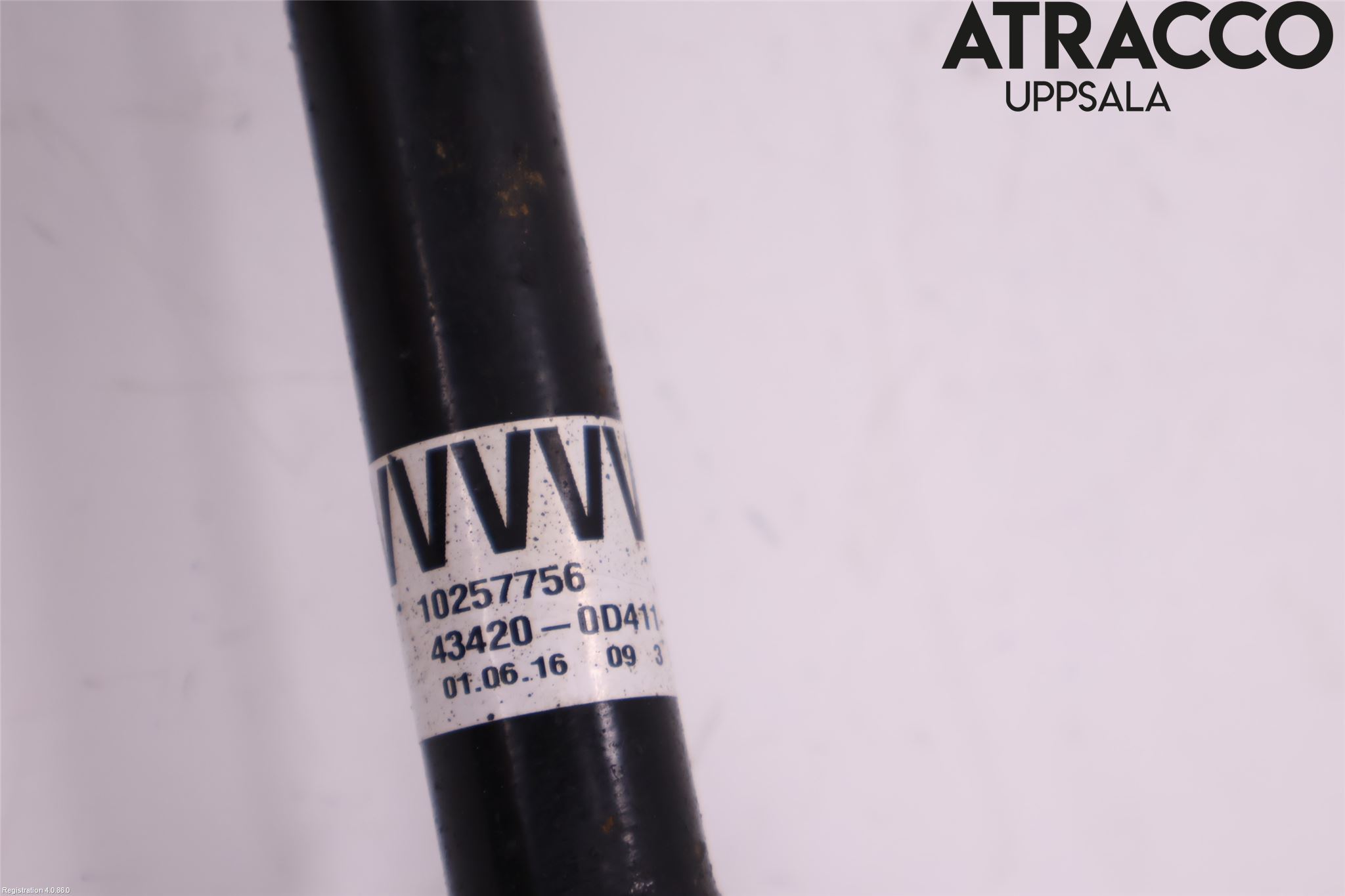 Toyota YARIS XP130 15-20 Drivaxel Fram Vänster