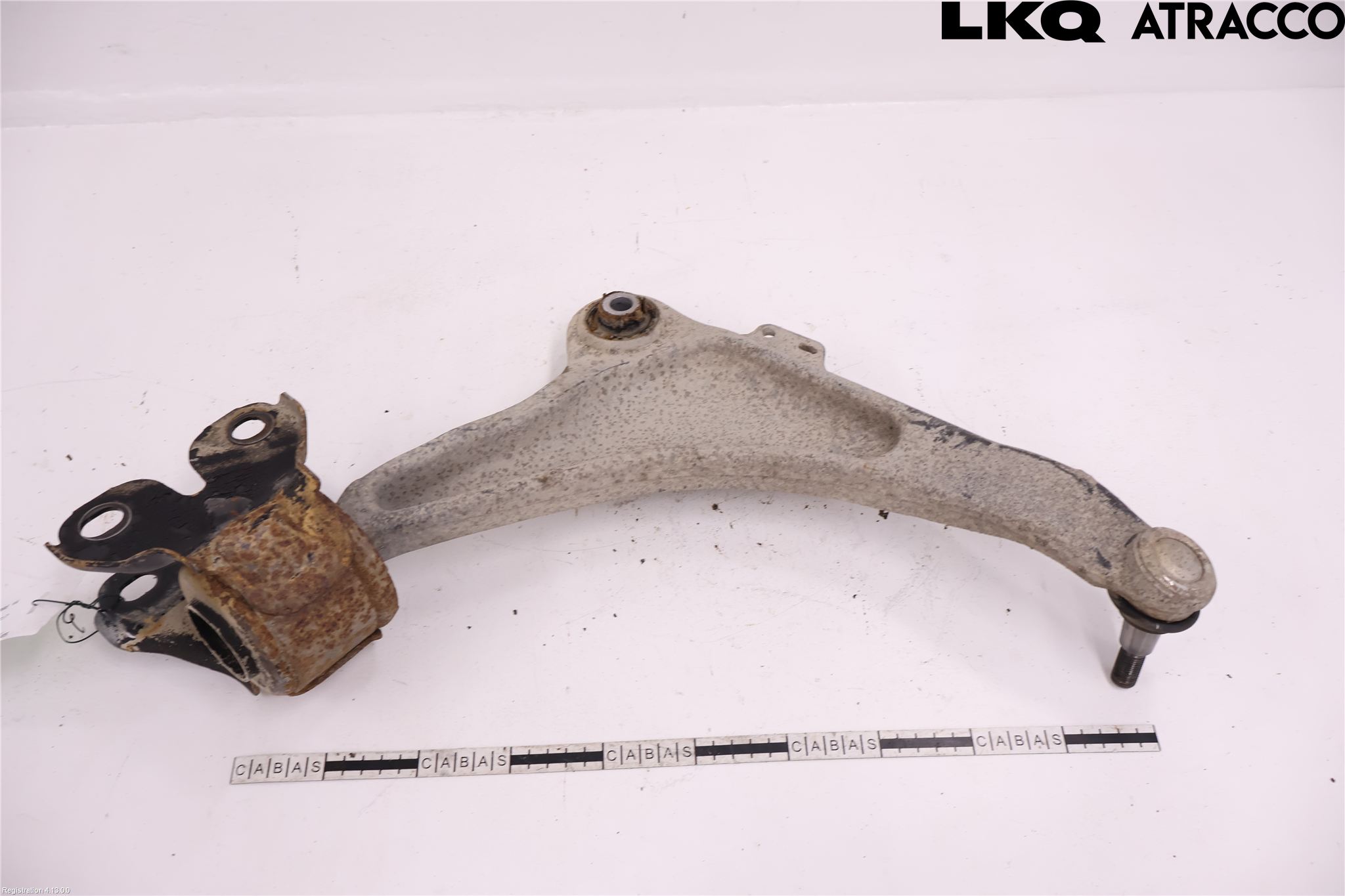 Volvo V60 14-18 Bärarm Fram Undre Vä