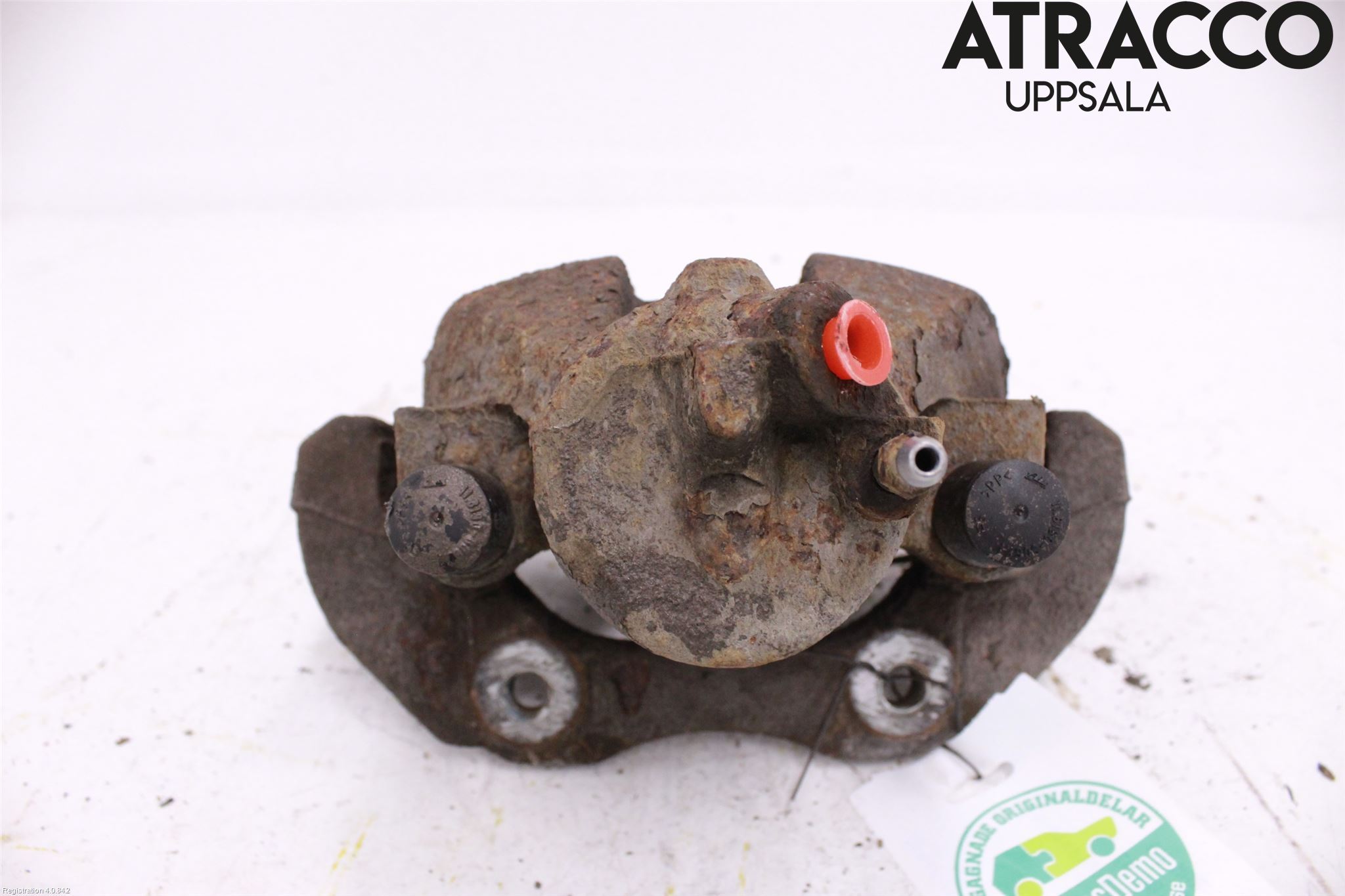 Ford FOCUS     04-07 Bromsok Fram Höger